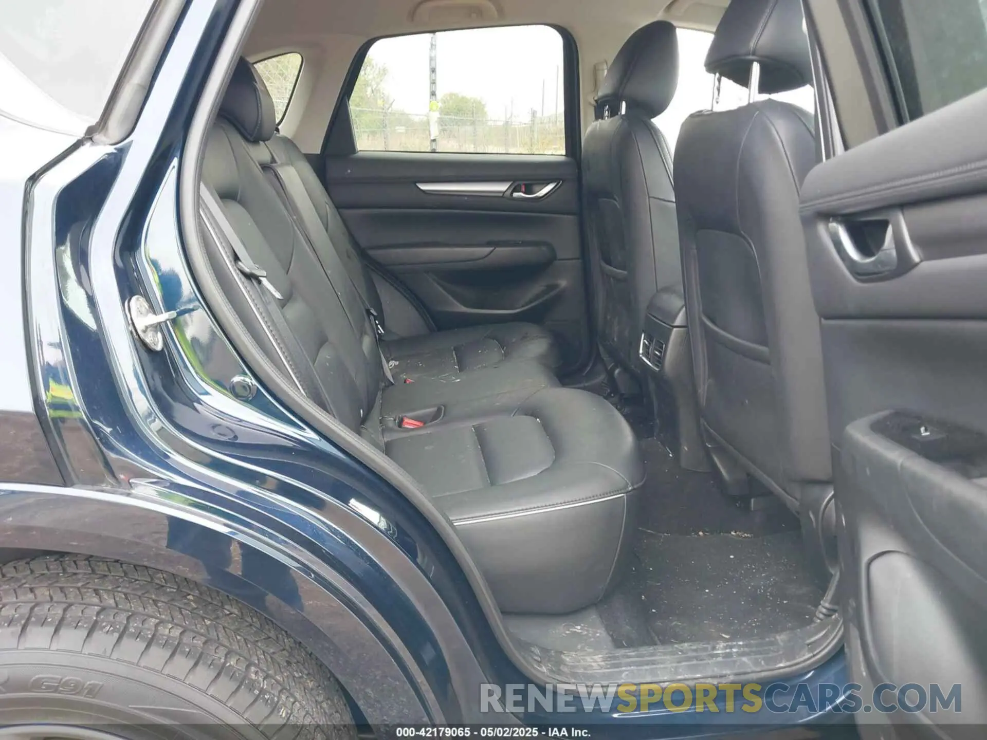 8 Photograph of a damaged car JM3KFBBL6R0466272 MAZDA CX-5 2024