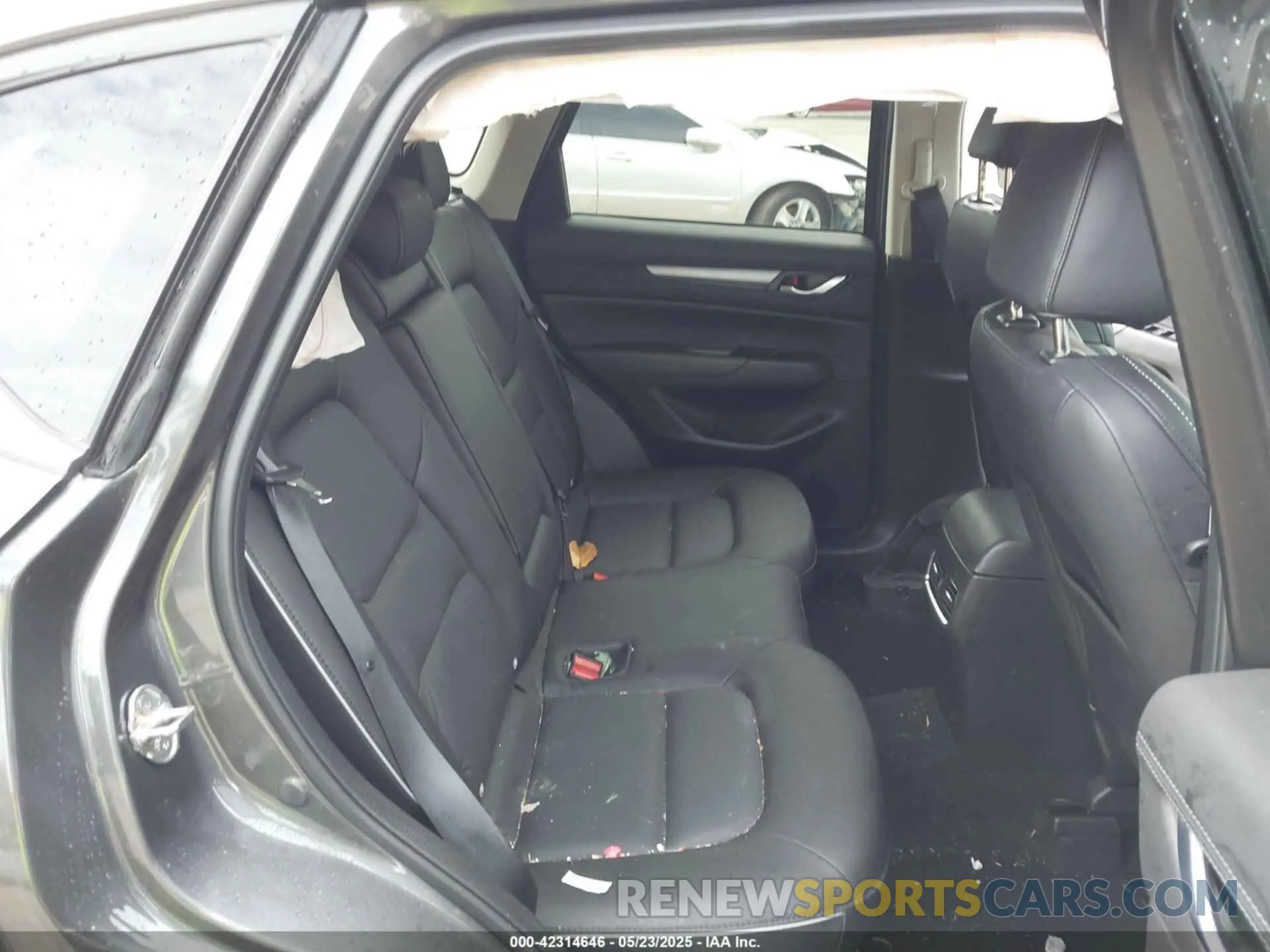 8 Photograph of a damaged car JM3KFBBL9R0445108 MAZDA CX-5 2024