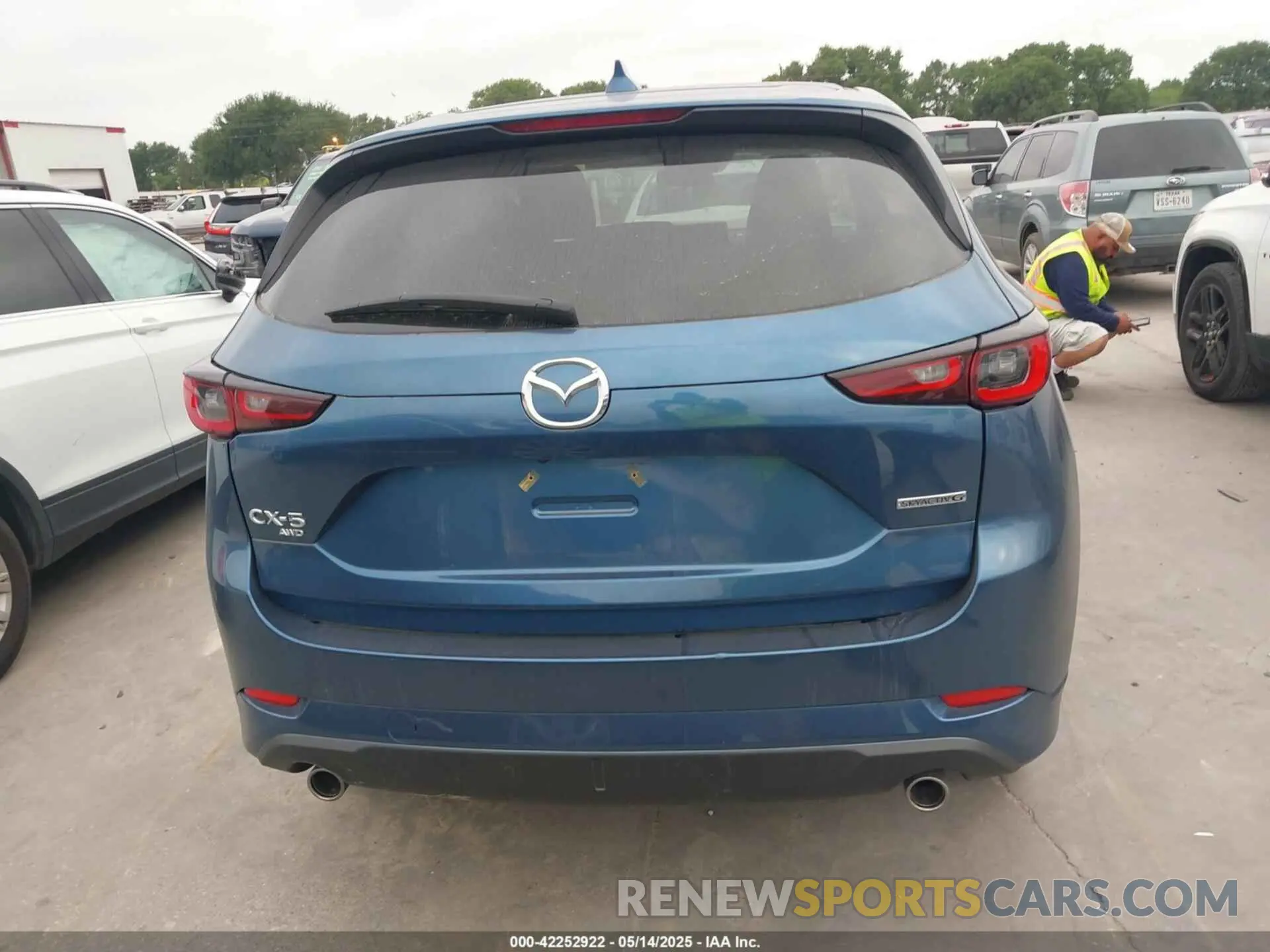 16 Photograph of a damaged car JM3KFBBLXR0409072 MAZDA CX-5 2024