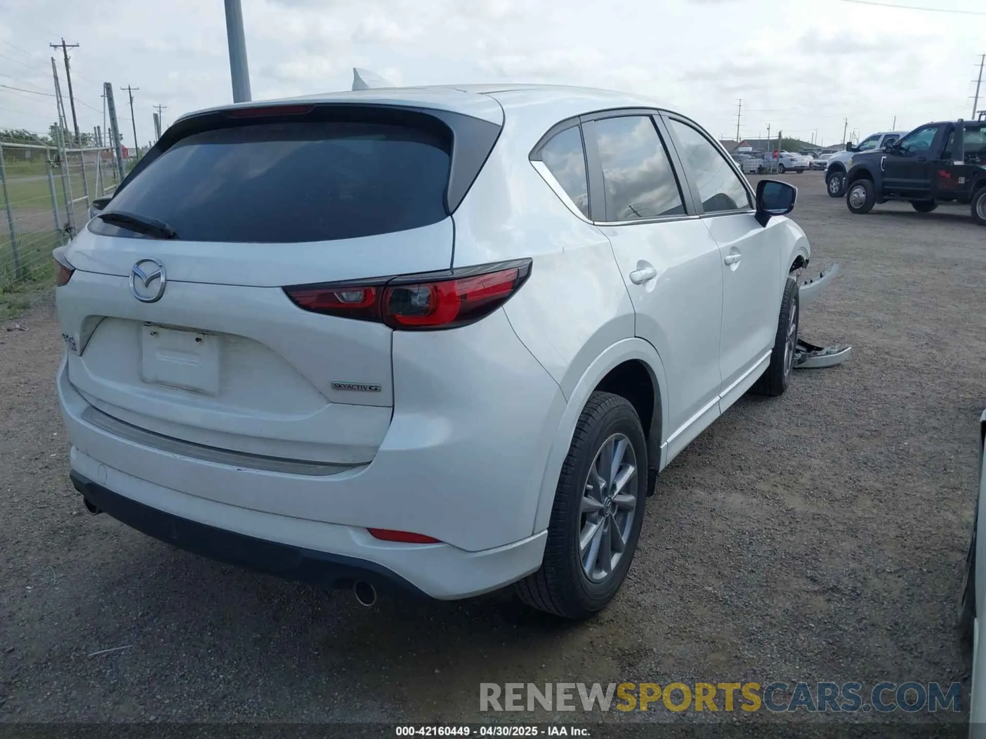 4 Photograph of a damaged car JM3KFBBLXR0418564 MAZDA CX-5 2024