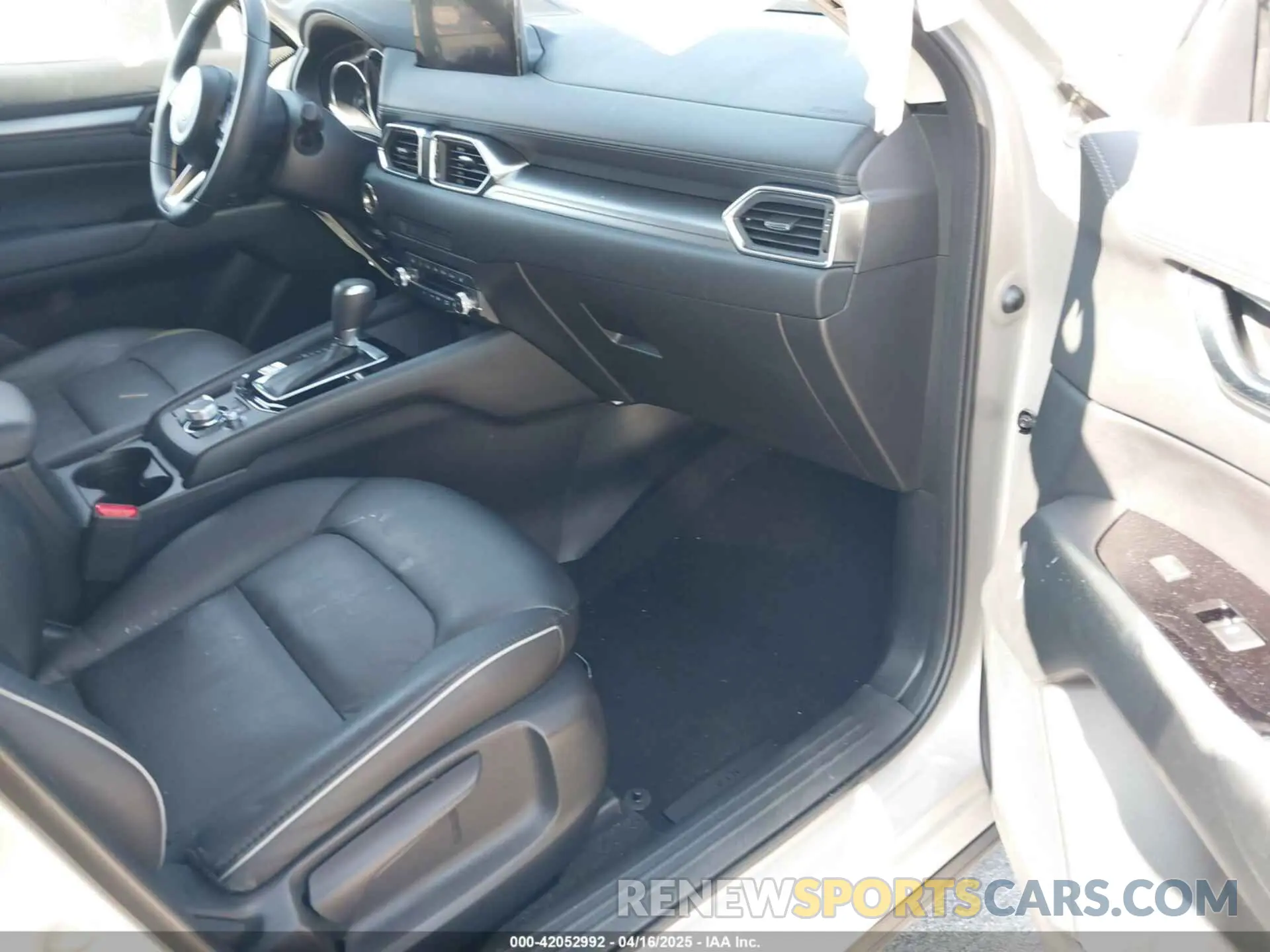 5 Photograph of a damaged car JM3KFBBLXR0485326 MAZDA CX-5 2024