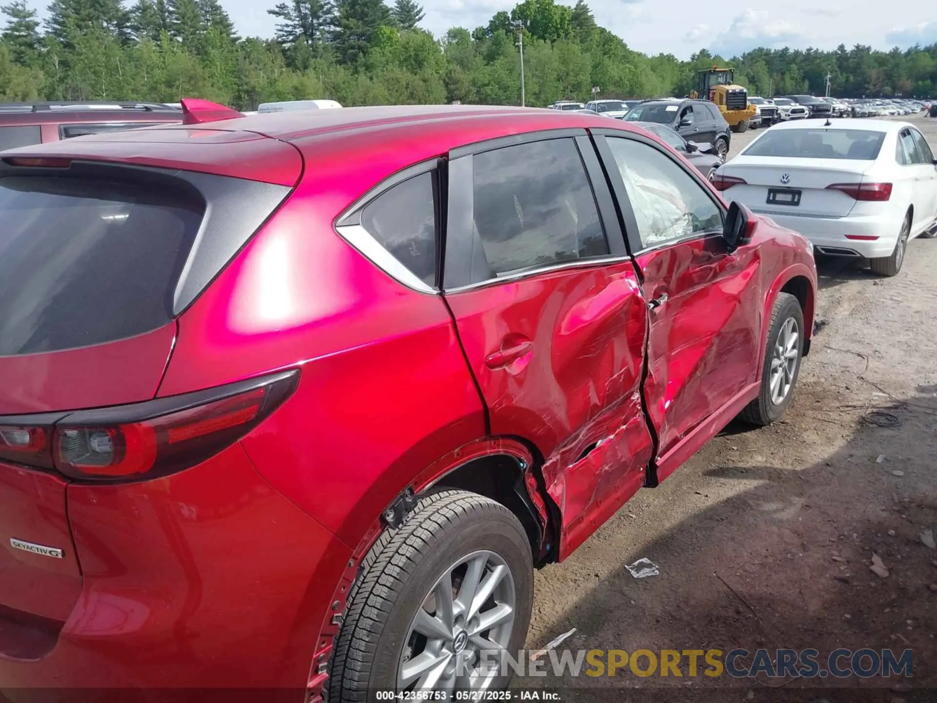 6 Photograph of a damaged car JM3KFBBM7R0381773 MAZDA CX-5 2024