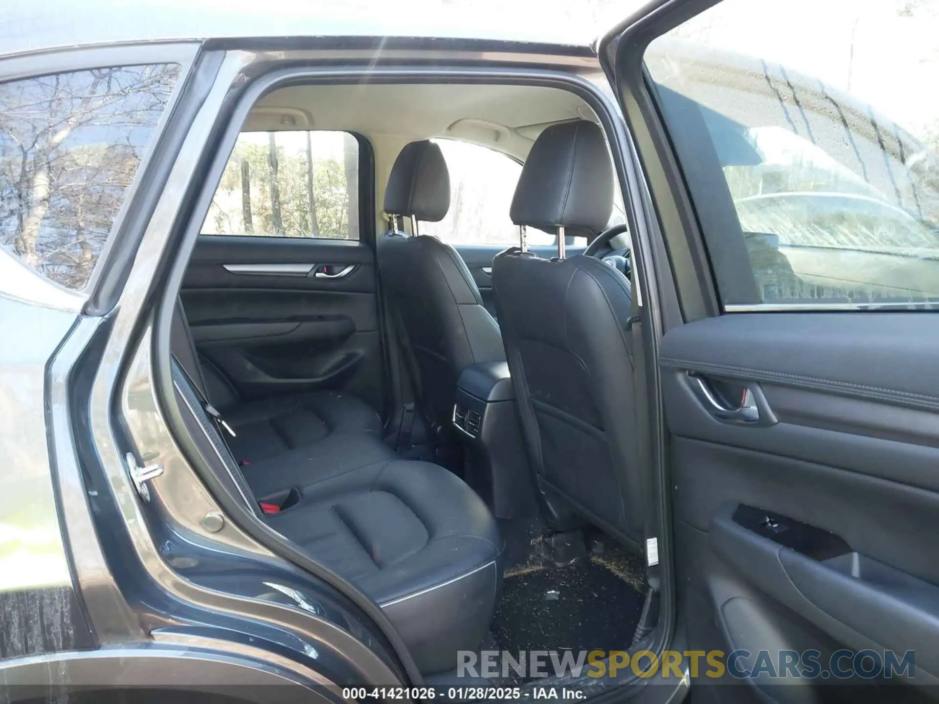 8 Photograph of a damaged car JM3KFBBM7R0421754 MAZDA CX-5 2024