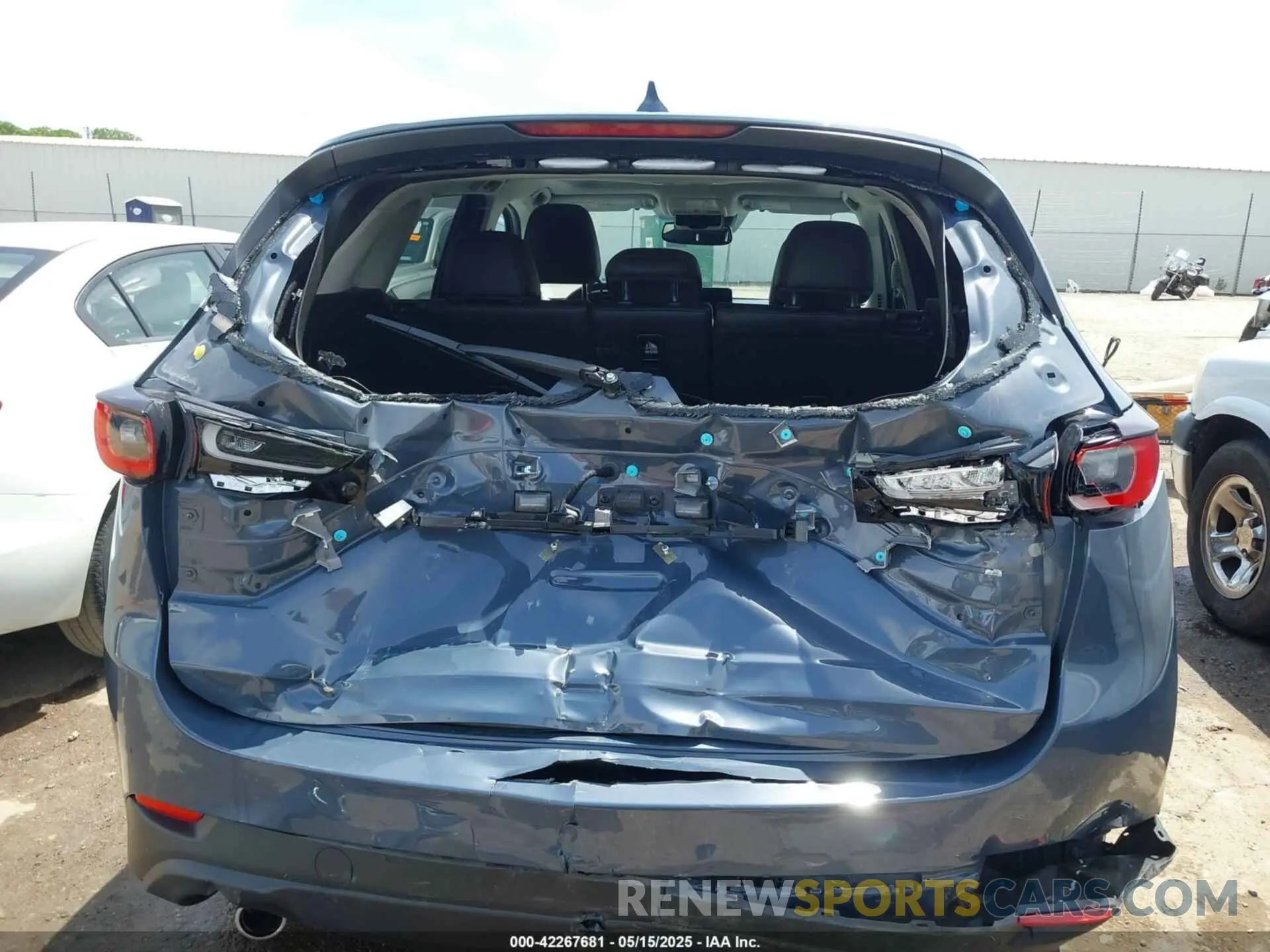 17 Photograph of a damaged car JM3KFBCL0R0427868 MAZDA CX-5 2024