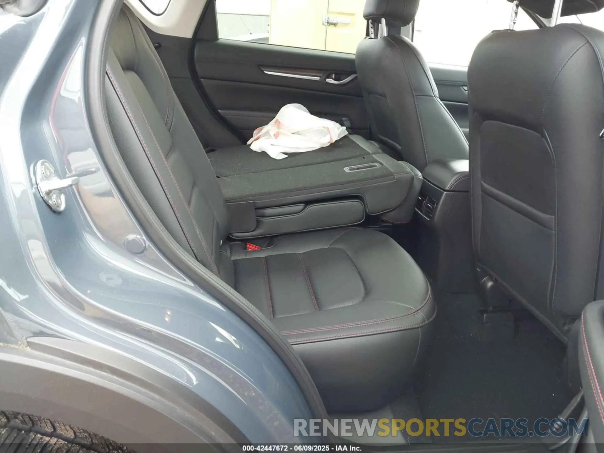 8 Photograph of a damaged car JM3KFBCL0R0429989 MAZDA CX-5 2024
