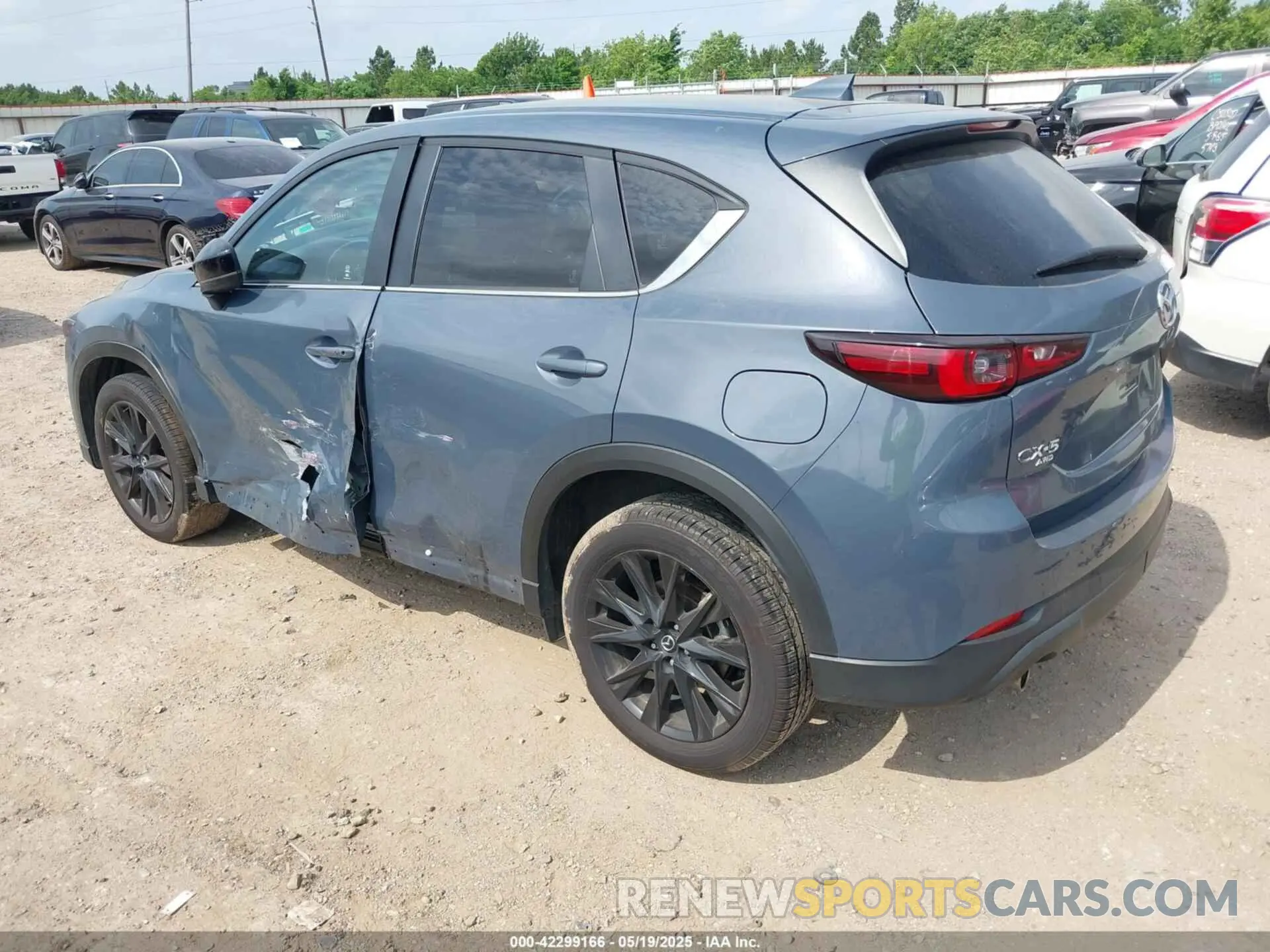 3 Photograph of a damaged car JM3KFBCL0R0498598 MAZDA CX-5 2024