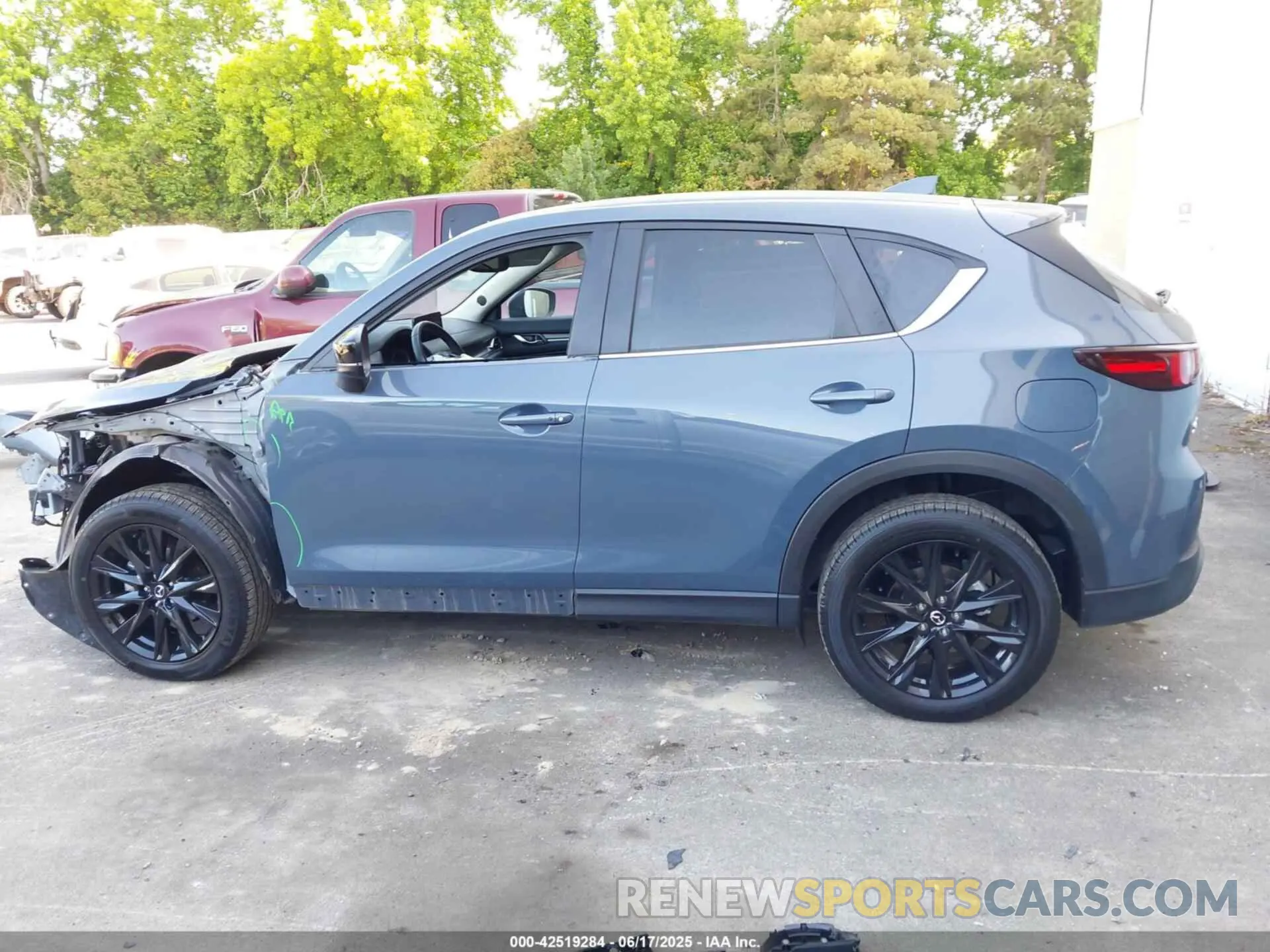 15 Photograph of a damaged car JM3KFBCL2R0500495 MAZDA CX-5 2024
