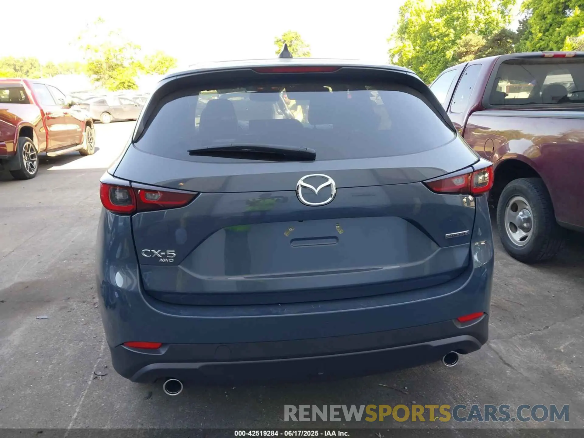 17 Photograph of a damaged car JM3KFBCL2R0500495 MAZDA CX-5 2024