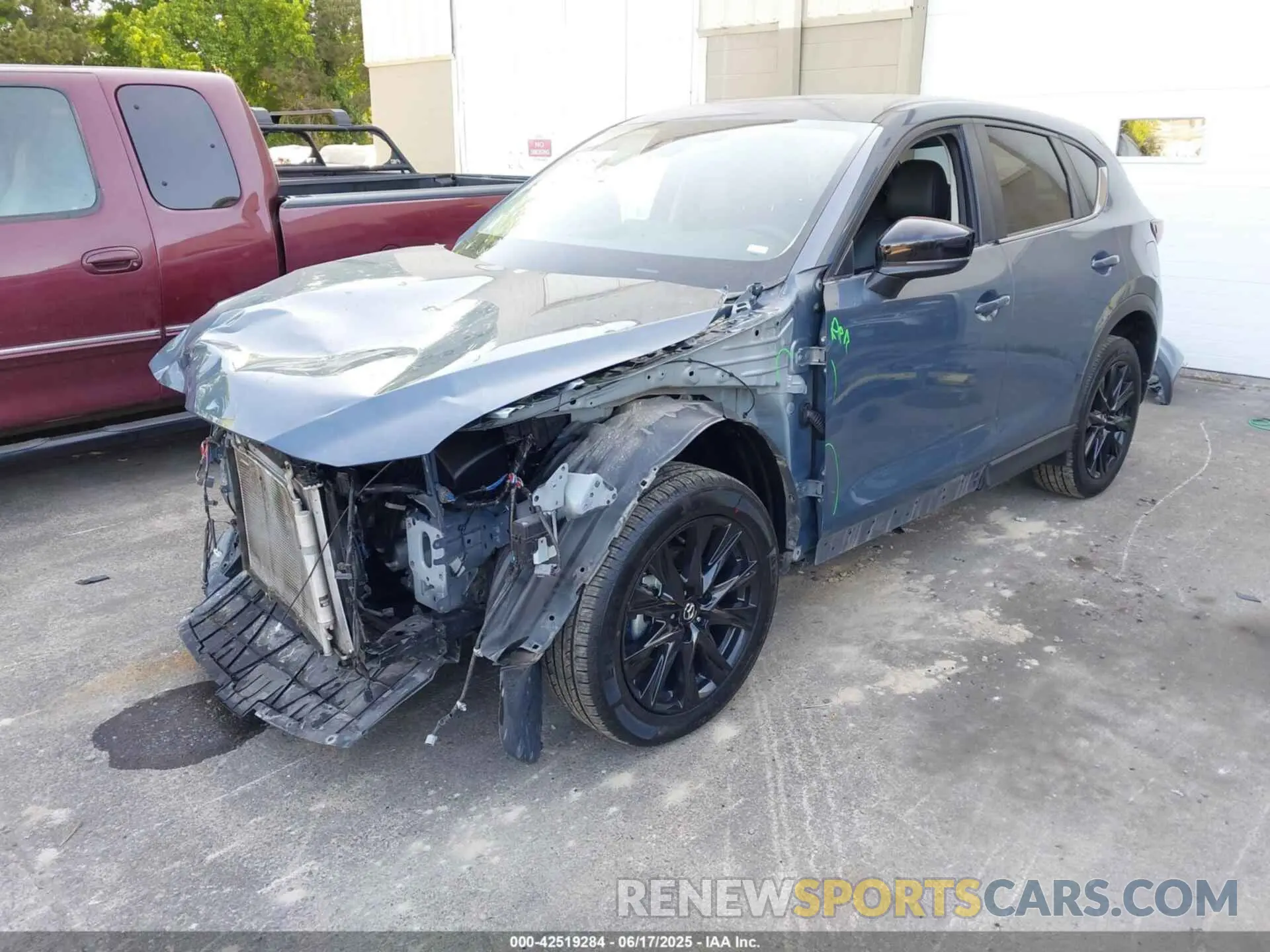 2 Photograph of a damaged car JM3KFBCL2R0500495 MAZDA CX-5 2024