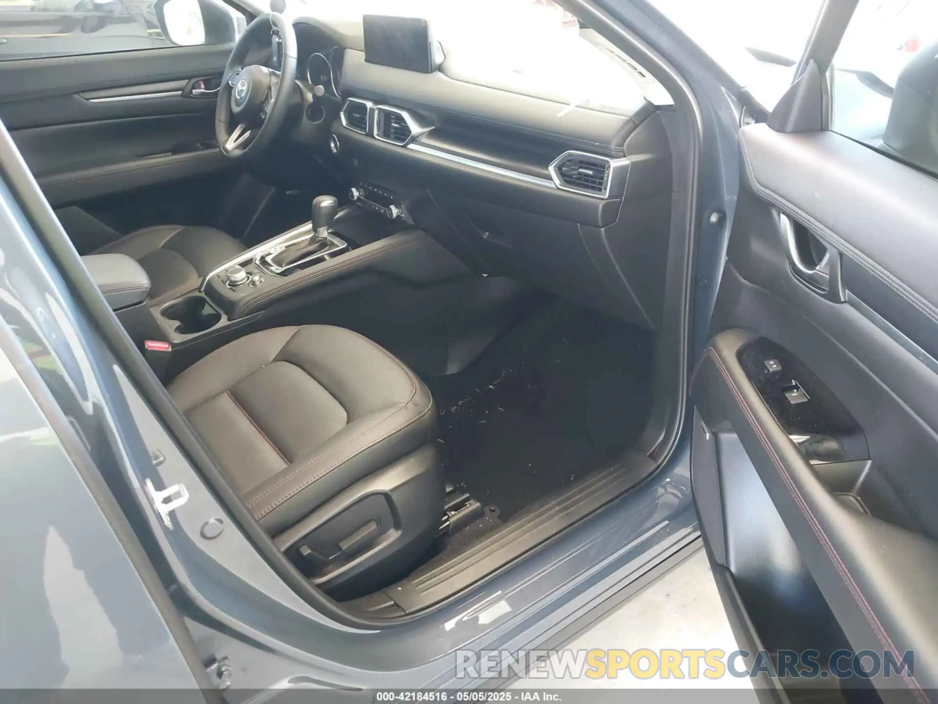 5 Photograph of a damaged car JM3KFBCL2R0510458 MAZDA CX-5 2024