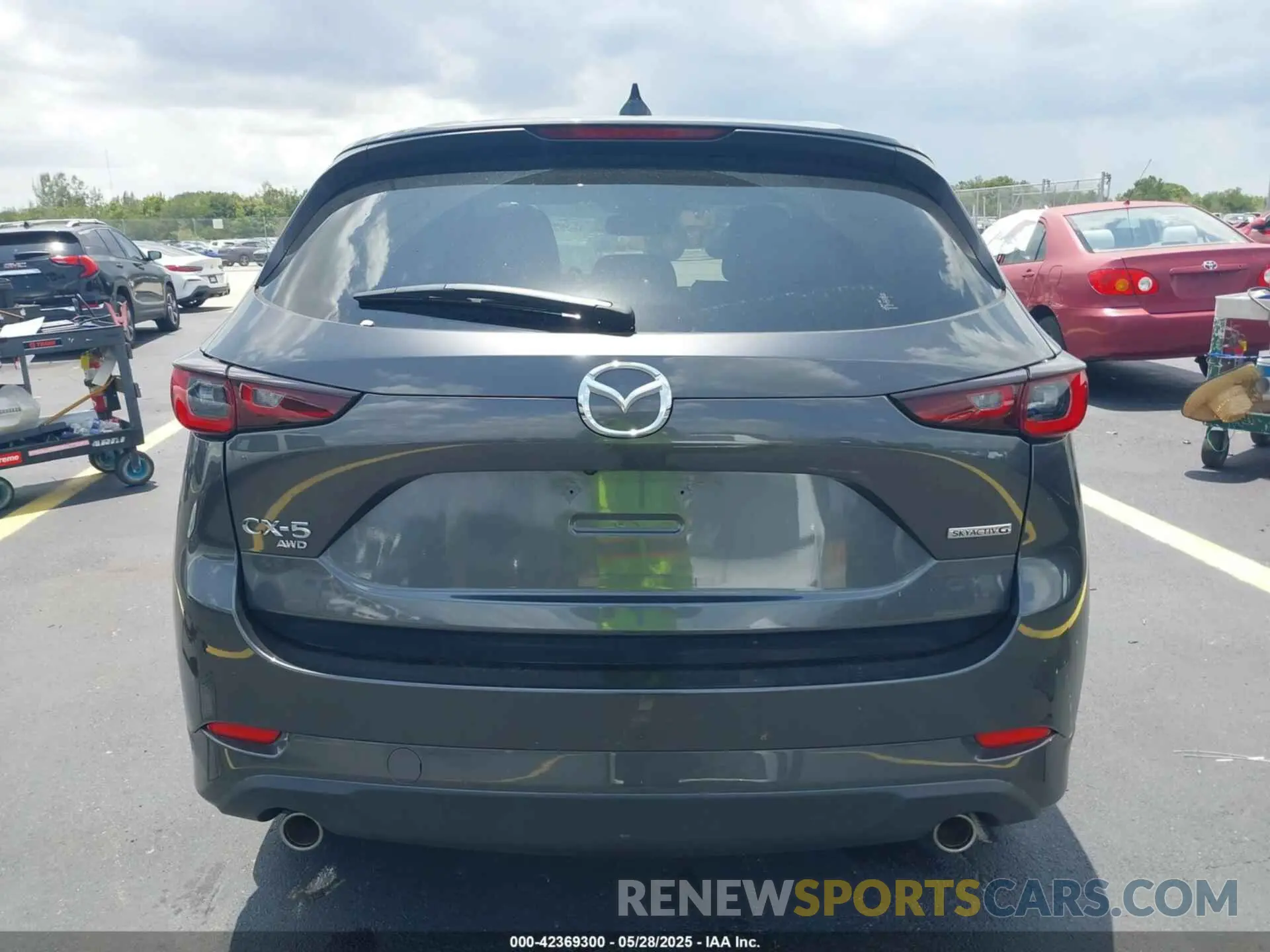 16 Photograph of a damaged car JM3KFBCL5R0404859 MAZDA CX-5 2024