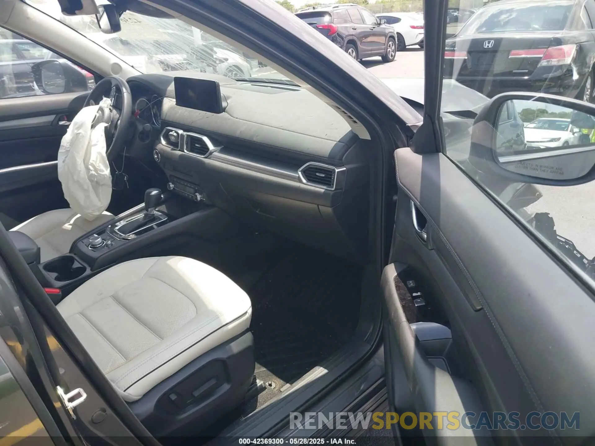 5 Photograph of a damaged car JM3KFBCL5R0404859 MAZDA CX-5 2024