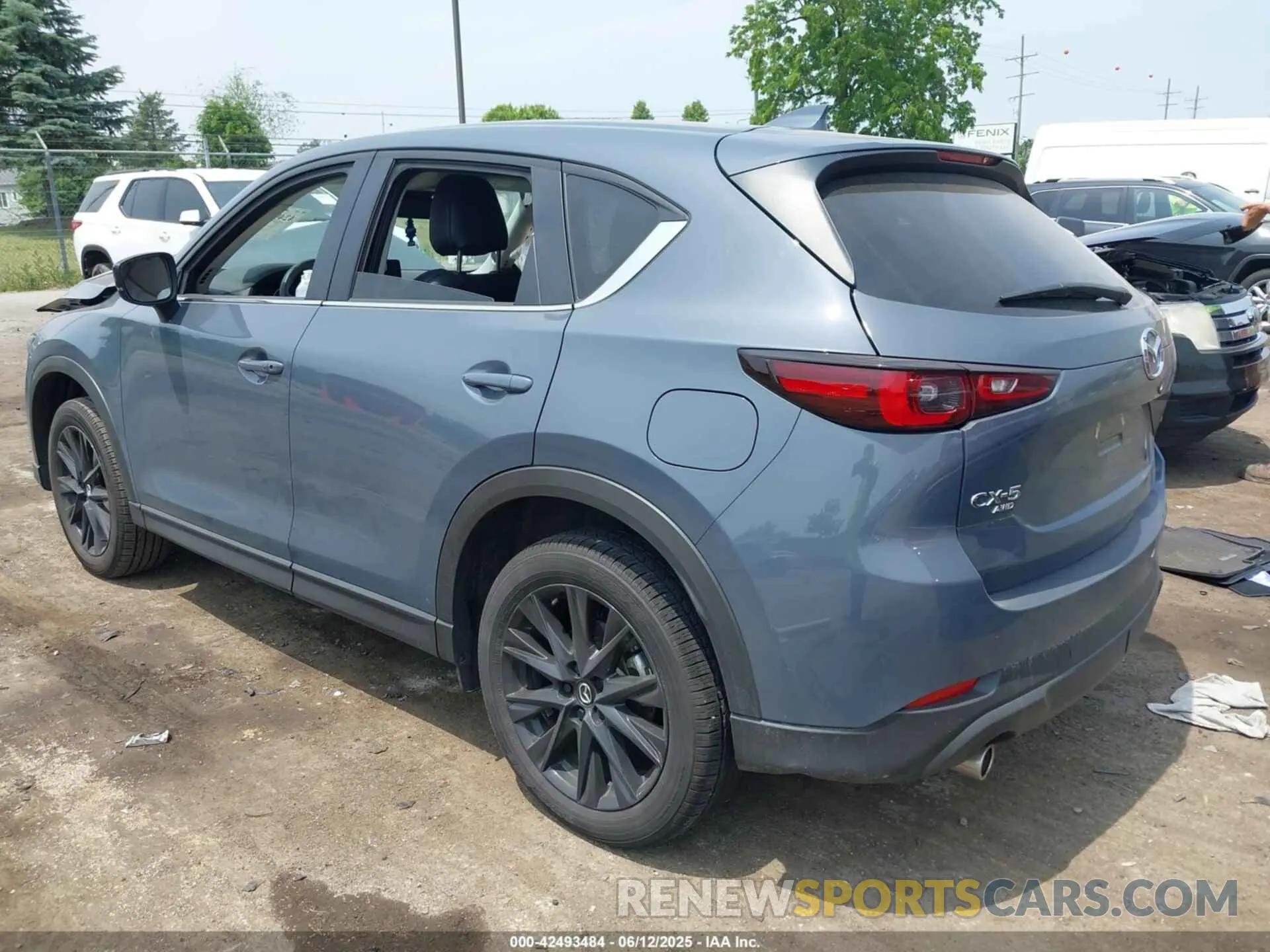 3 Photograph of a damaged car JM3KFBCL5R0487533 MAZDA CX-5 2024