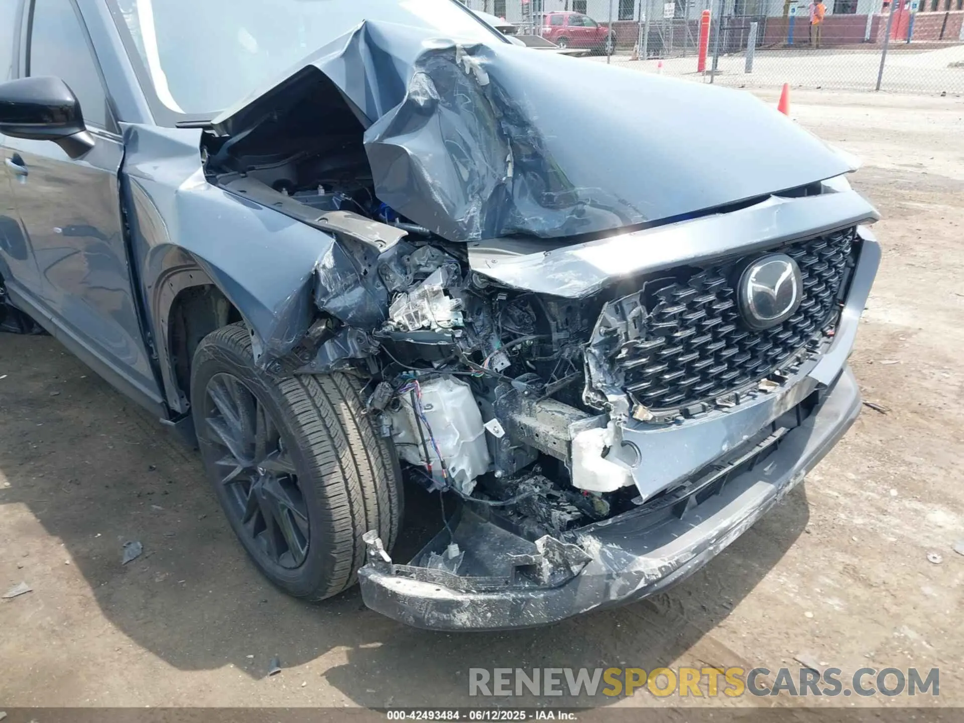 6 Photograph of a damaged car JM3KFBCL5R0487533 MAZDA CX-5 2024