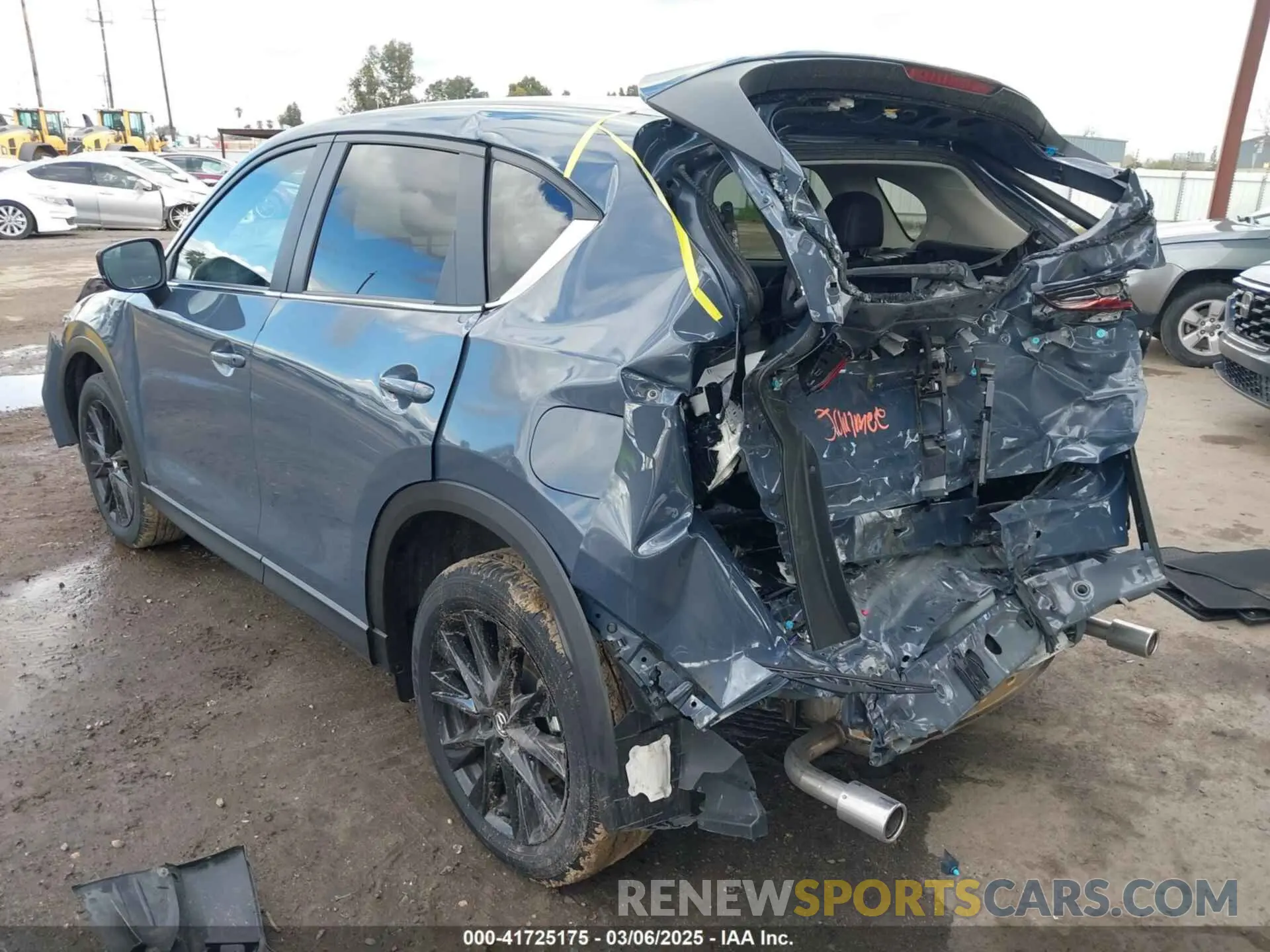 3 Photograph of a damaged car JM3KFBCL8R0491768 MAZDA CX-5 2024