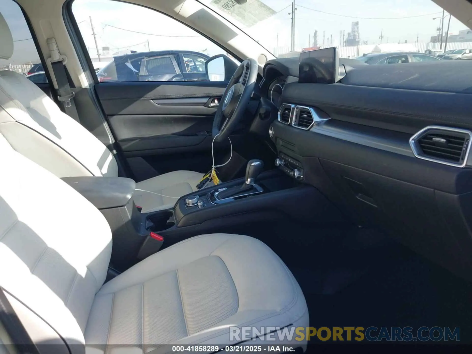 5 Photograph of a damaged car JM3KFBCL8R0498140 MAZDA CX-5 2024