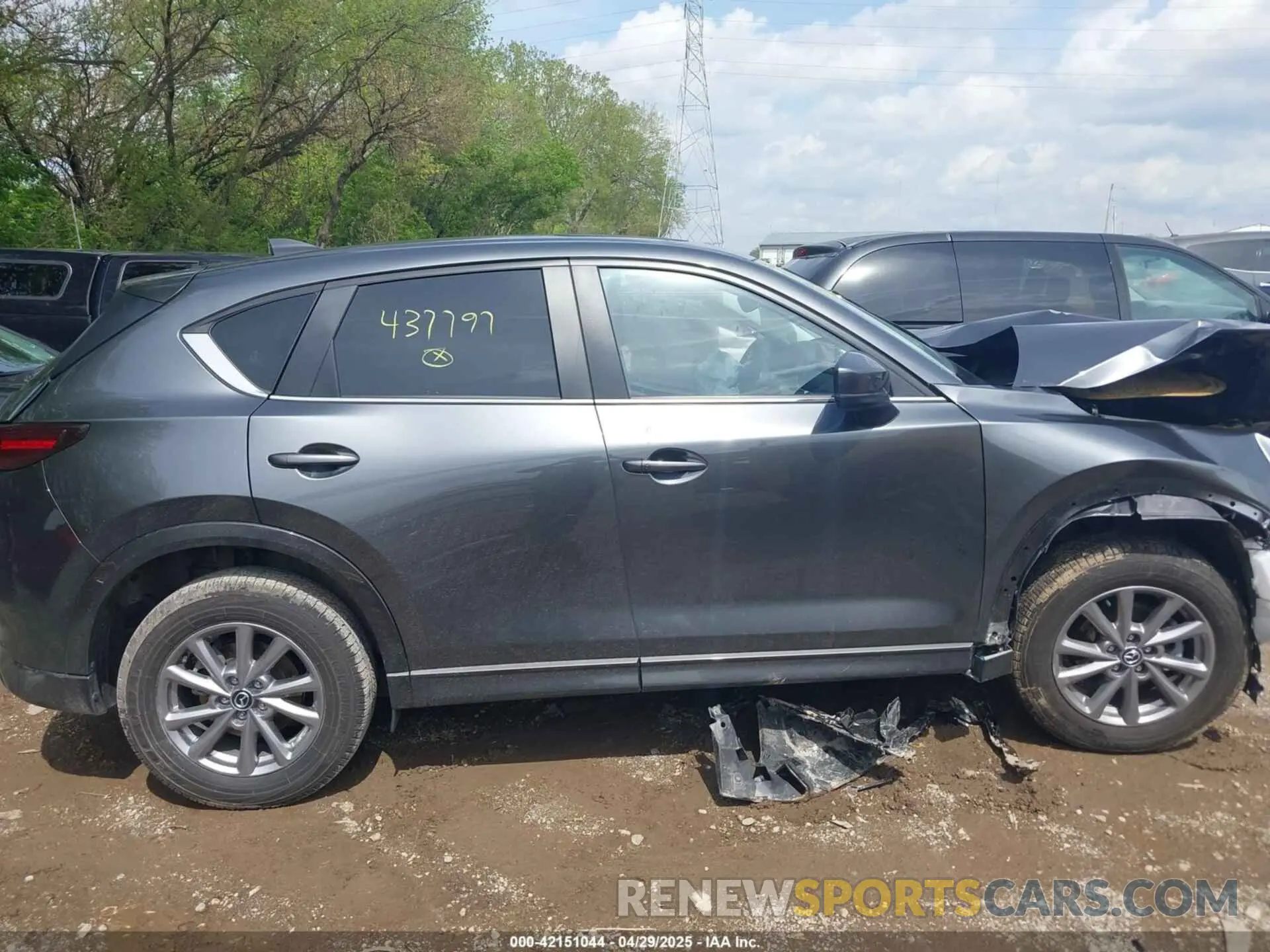 13 Photograph of a damaged car JM3KFBCL9R0437797 MAZDA CX-5 2024