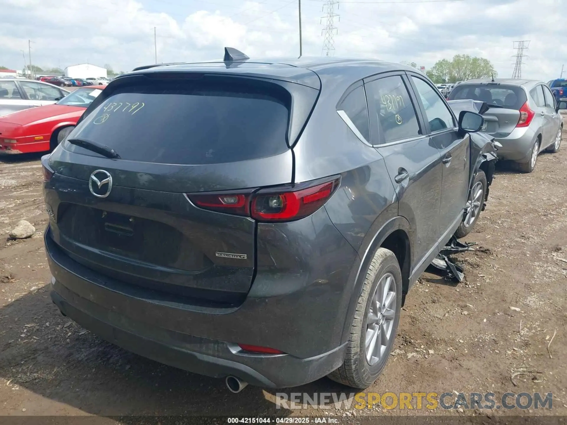 4 Photograph of a damaged car JM3KFBCL9R0437797 MAZDA CX-5 2024