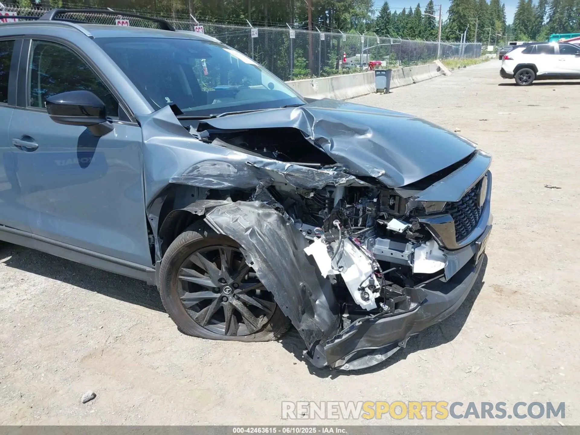 6 Photograph of a damaged car JM3KFBCL9R0510201 MAZDA CX-5 2024