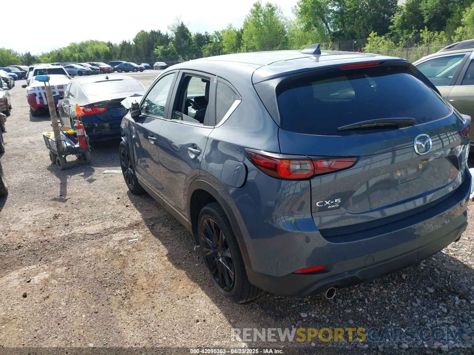 3 Photograph of a damaged car JM3KFBCL9R0512272 MAZDA CX-5 2024