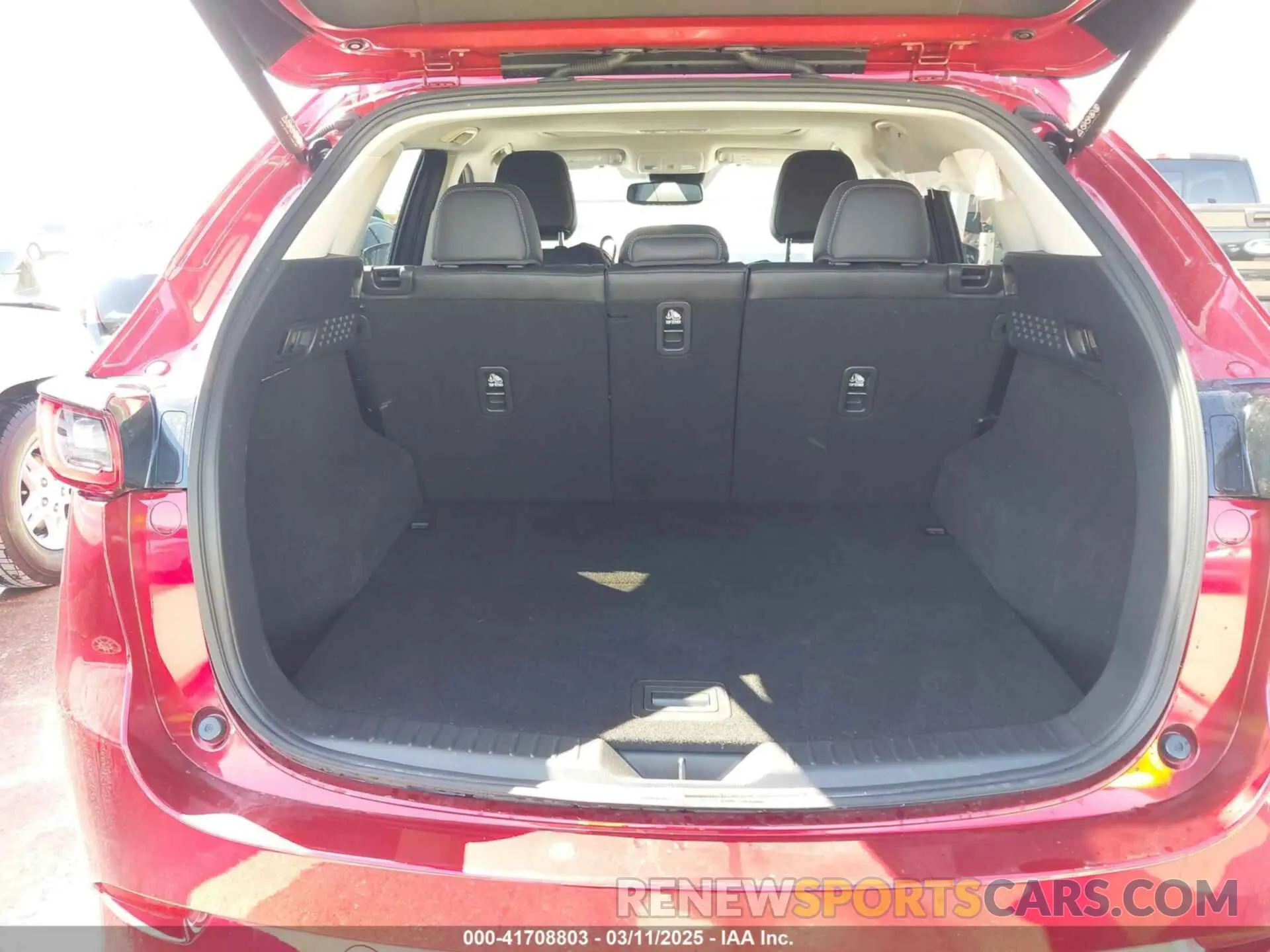17 Photograph of a damaged car JM3KFBCLXR0407918 MAZDA CX-5 2024