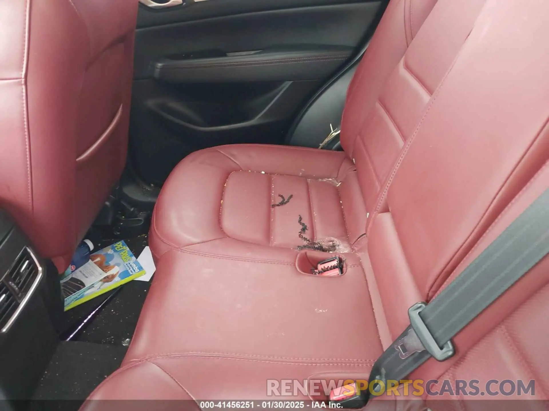 8 Photograph of a damaged car JM3KFBCM0R0361752 MAZDA CX-5 2024
