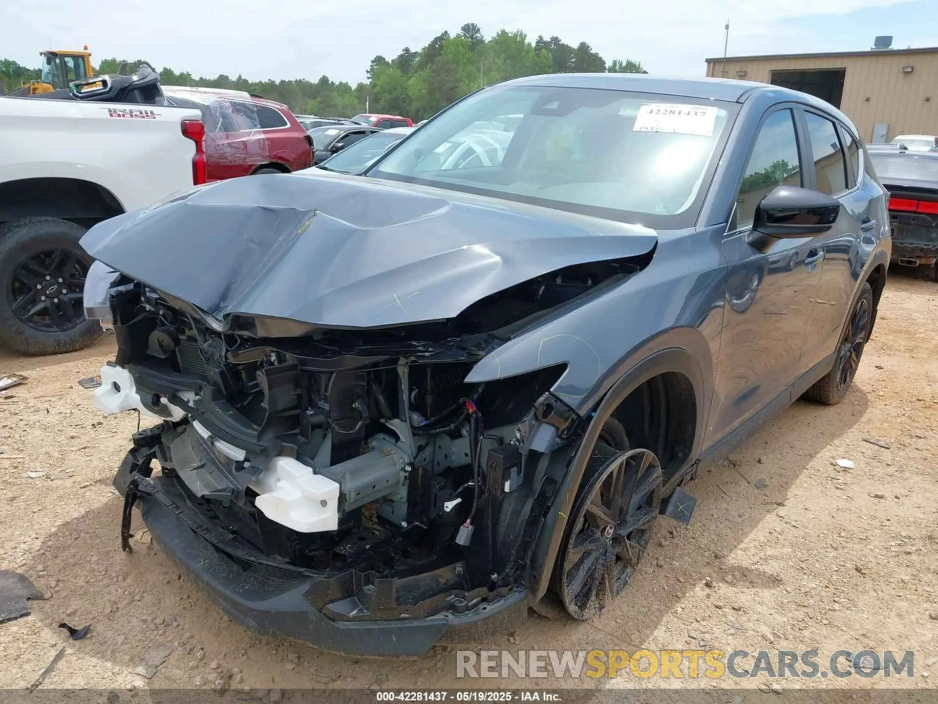 2 Photograph of a damaged car JM3KFBCM1R0387390 MAZDA CX-5 2024