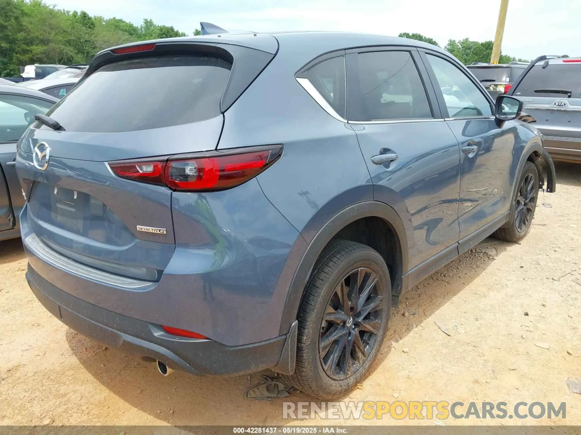 4 Photograph of a damaged car JM3KFBCM1R0387390 MAZDA CX-5 2024