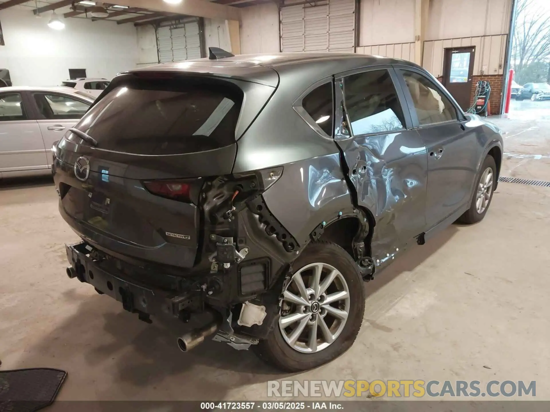 4 Photograph of a damaged car JM3KFBCM2R0370159 MAZDA CX-5 2024
