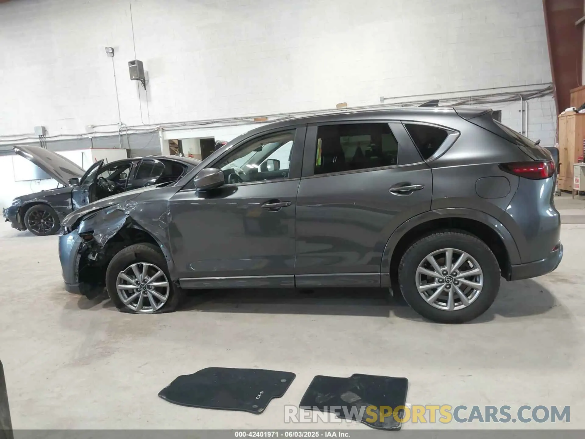 14 Photograph of a damaged car JM3KFBCM6R0417435 MAZDA CX-5 2024