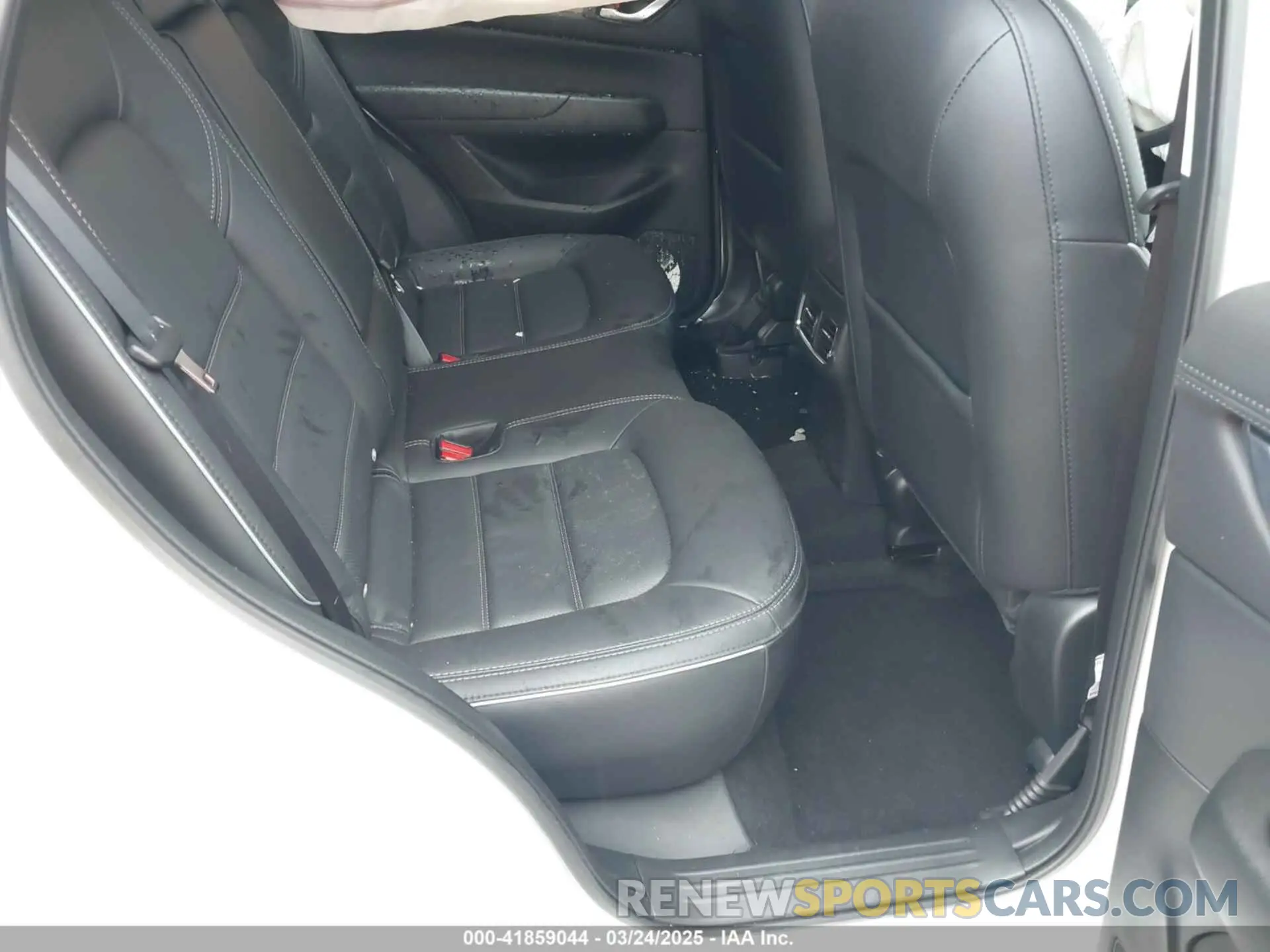 8 Photograph of a damaged car JM3KFBCM7R0364230 MAZDA CX-5 2024