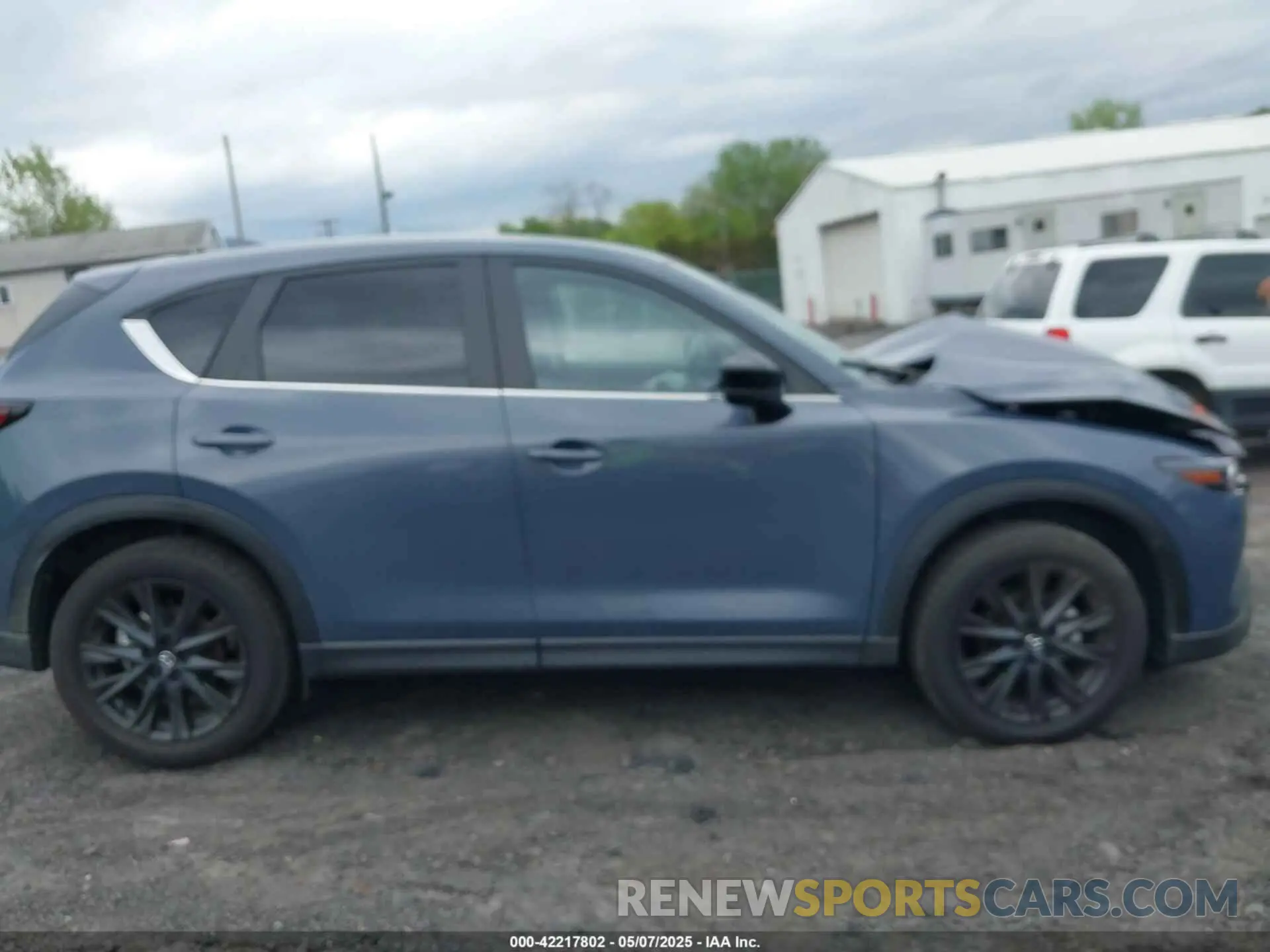 13 Photograph of a damaged car JM3KFBCM9R0393213 MAZDA CX-5 2024