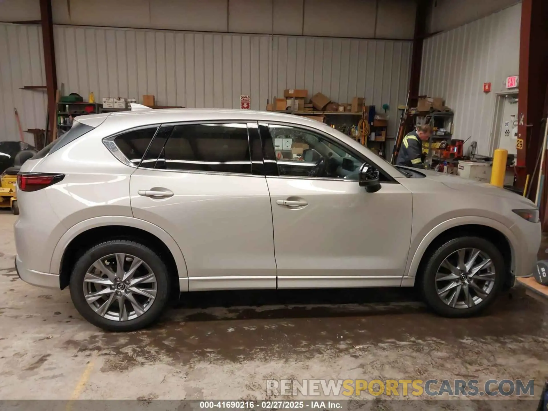13 Photograph of a damaged car JM3KFBDL2R0431998 MAZDA CX-5 2024