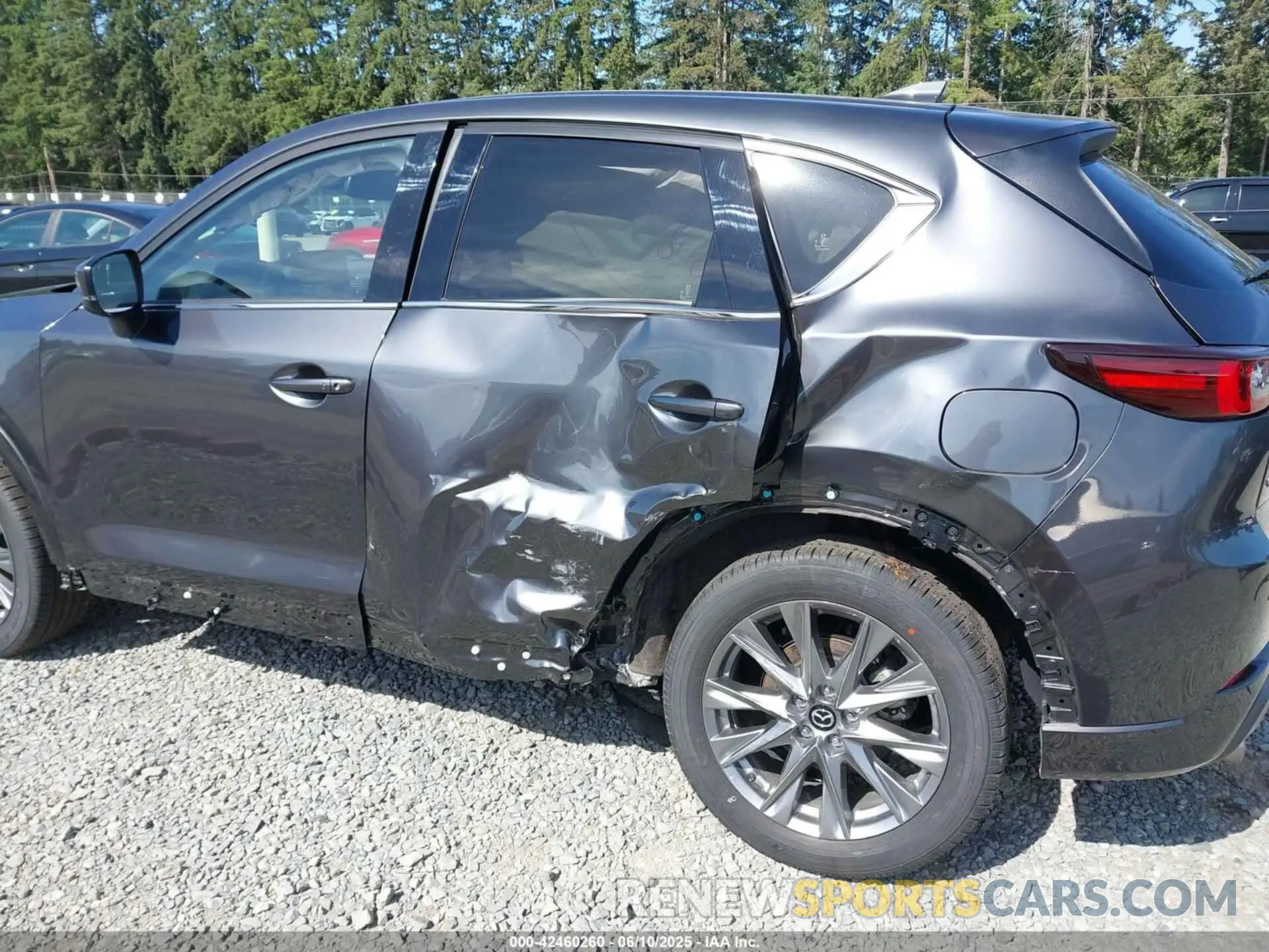 6 Photograph of a damaged car JM3KFBDL7R0474670 MAZDA CX-5 2024