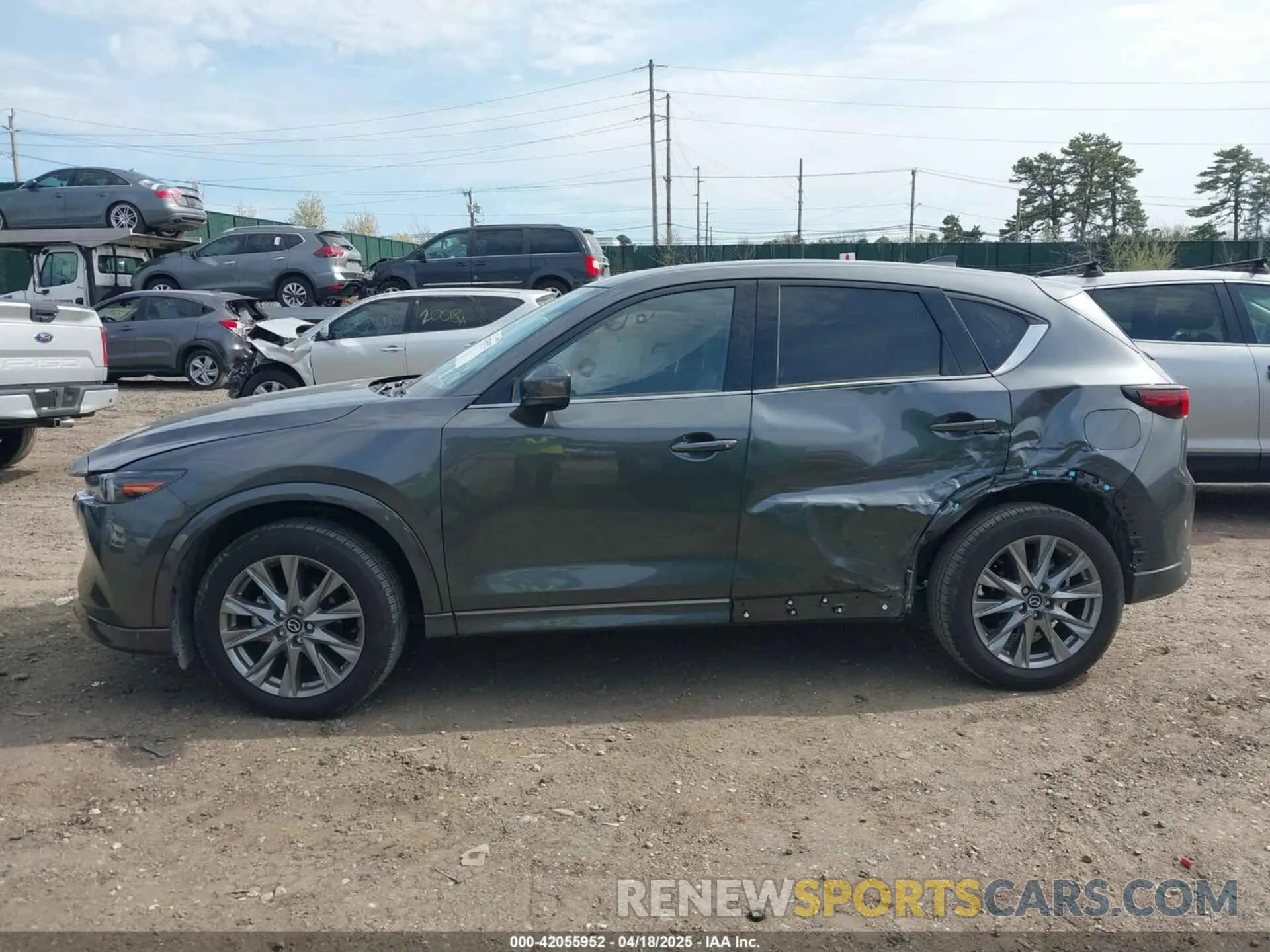 14 Photograph of a damaged car JM3KFBDLXR0486618 MAZDA CX-5 2024