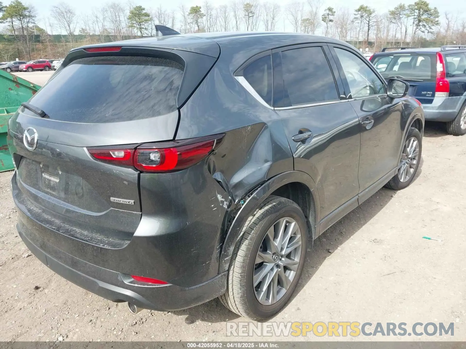4 Photograph of a damaged car JM3KFBDLXR0486618 MAZDA CX-5 2024