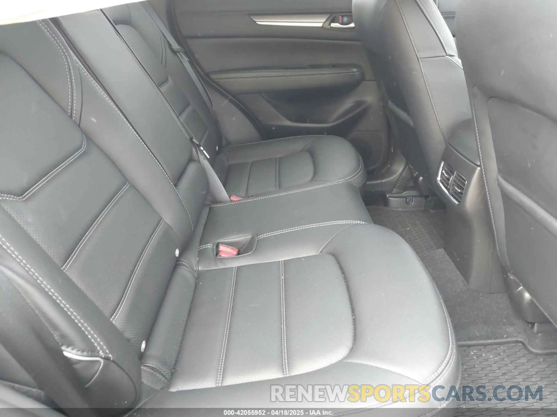 8 Photograph of a damaged car JM3KFBDLXR0486618 MAZDA CX-5 2024