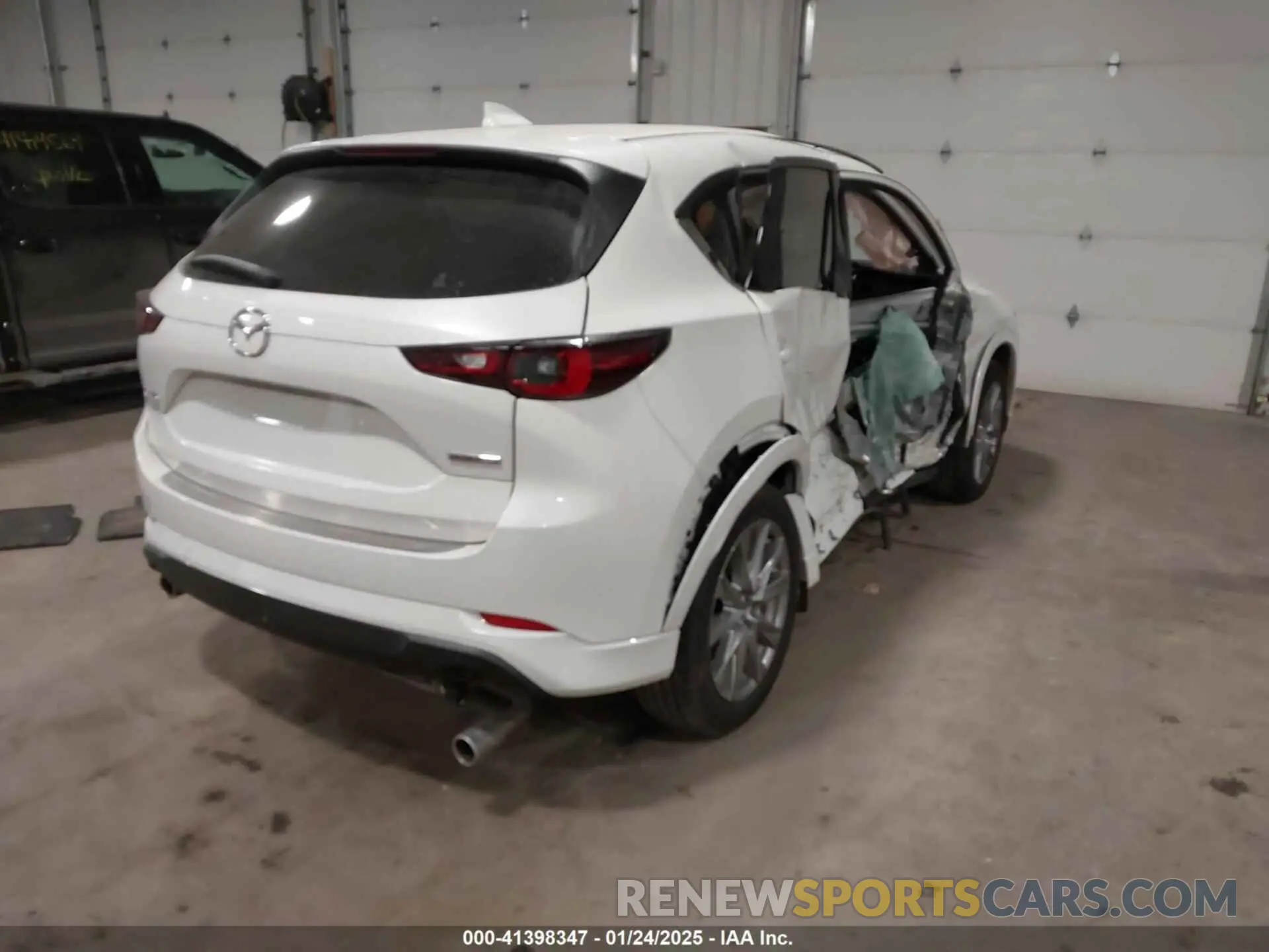 4 Photograph of a damaged car JM3KFBDM0R0387539 MAZDA CX-5 2024