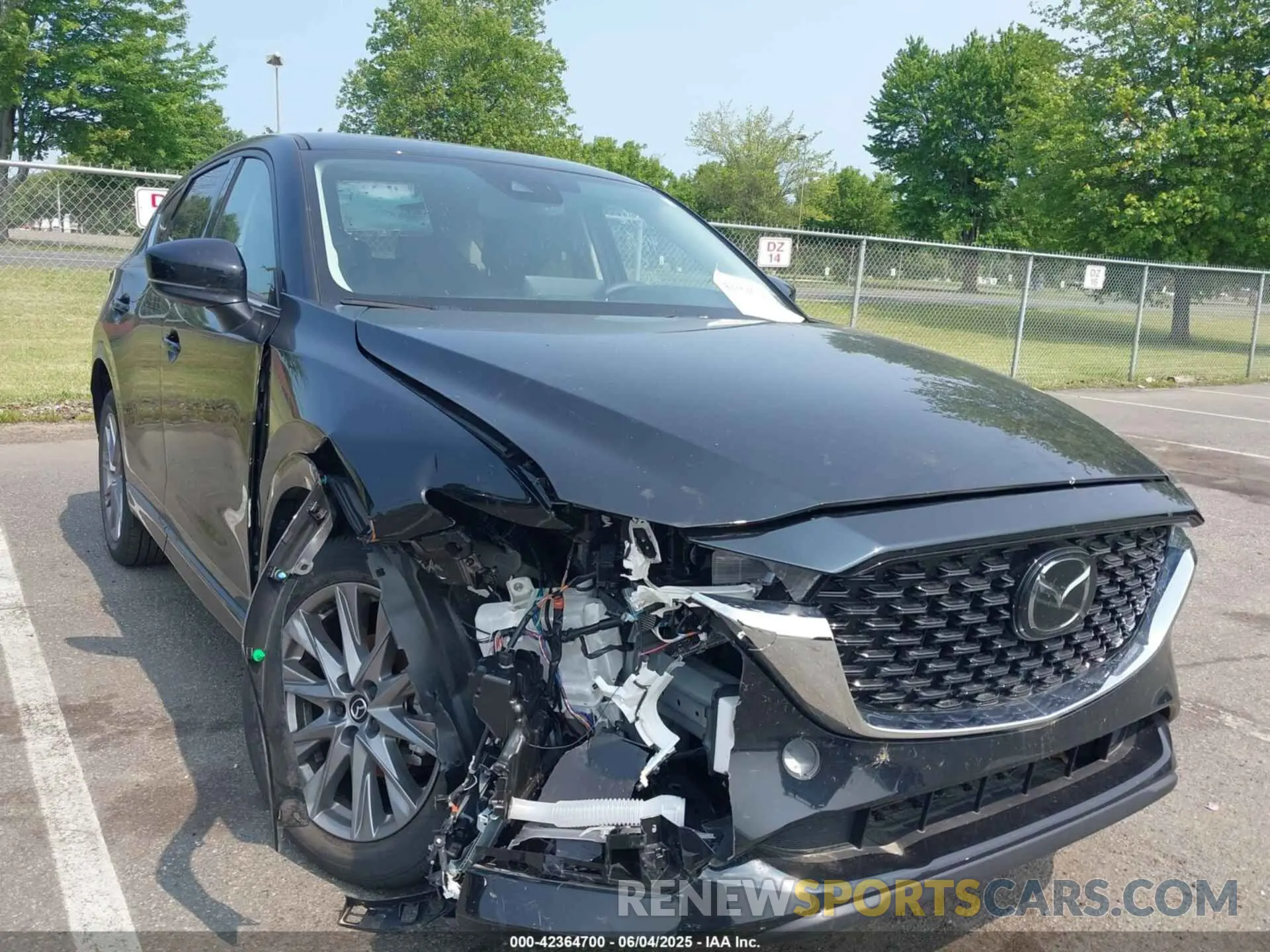 1 Photograph of a damaged car JM3KFBDM3R0373375 MAZDA CX-5 2024