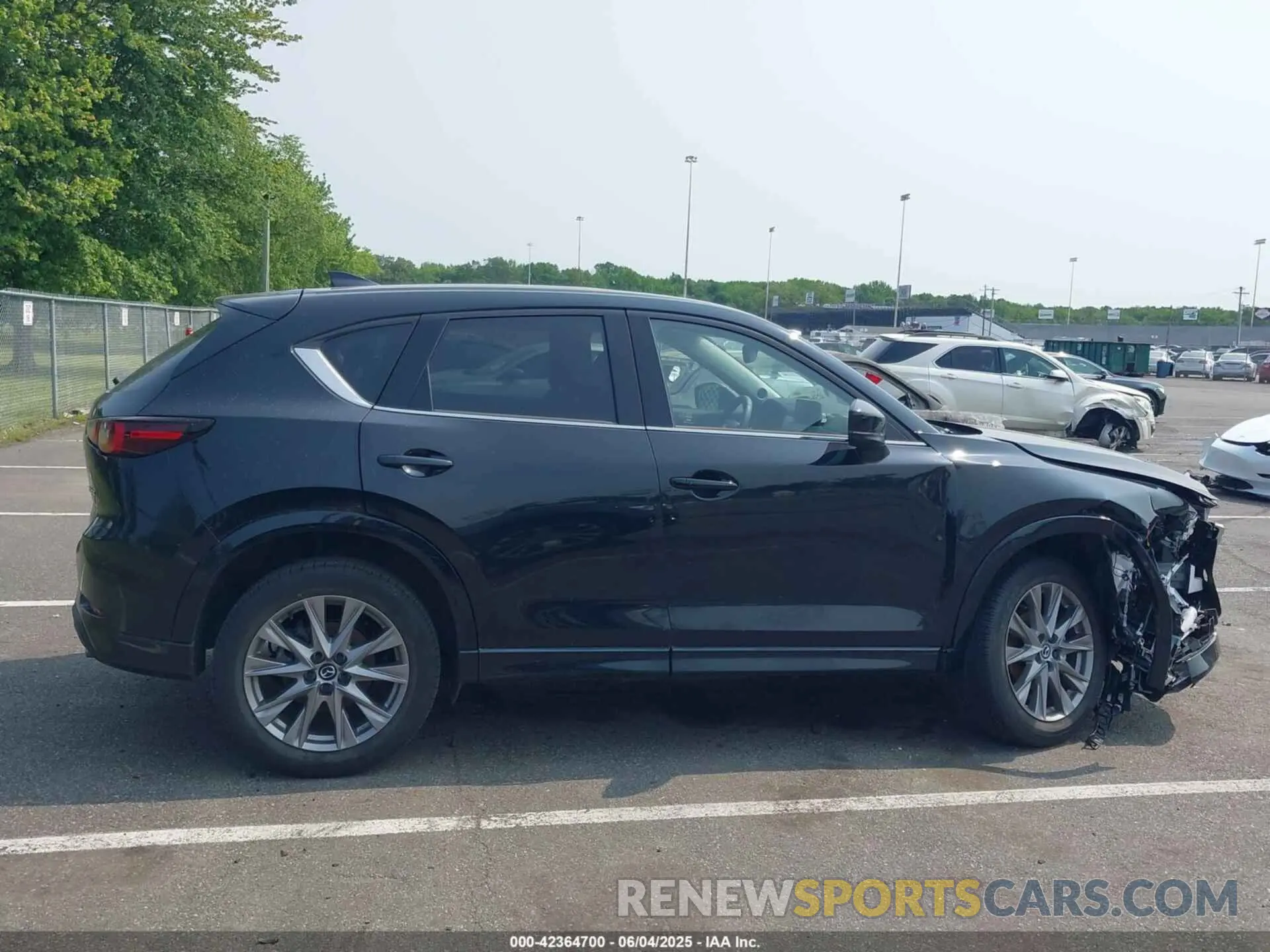 13 Photograph of a damaged car JM3KFBDM3R0373375 MAZDA CX-5 2024