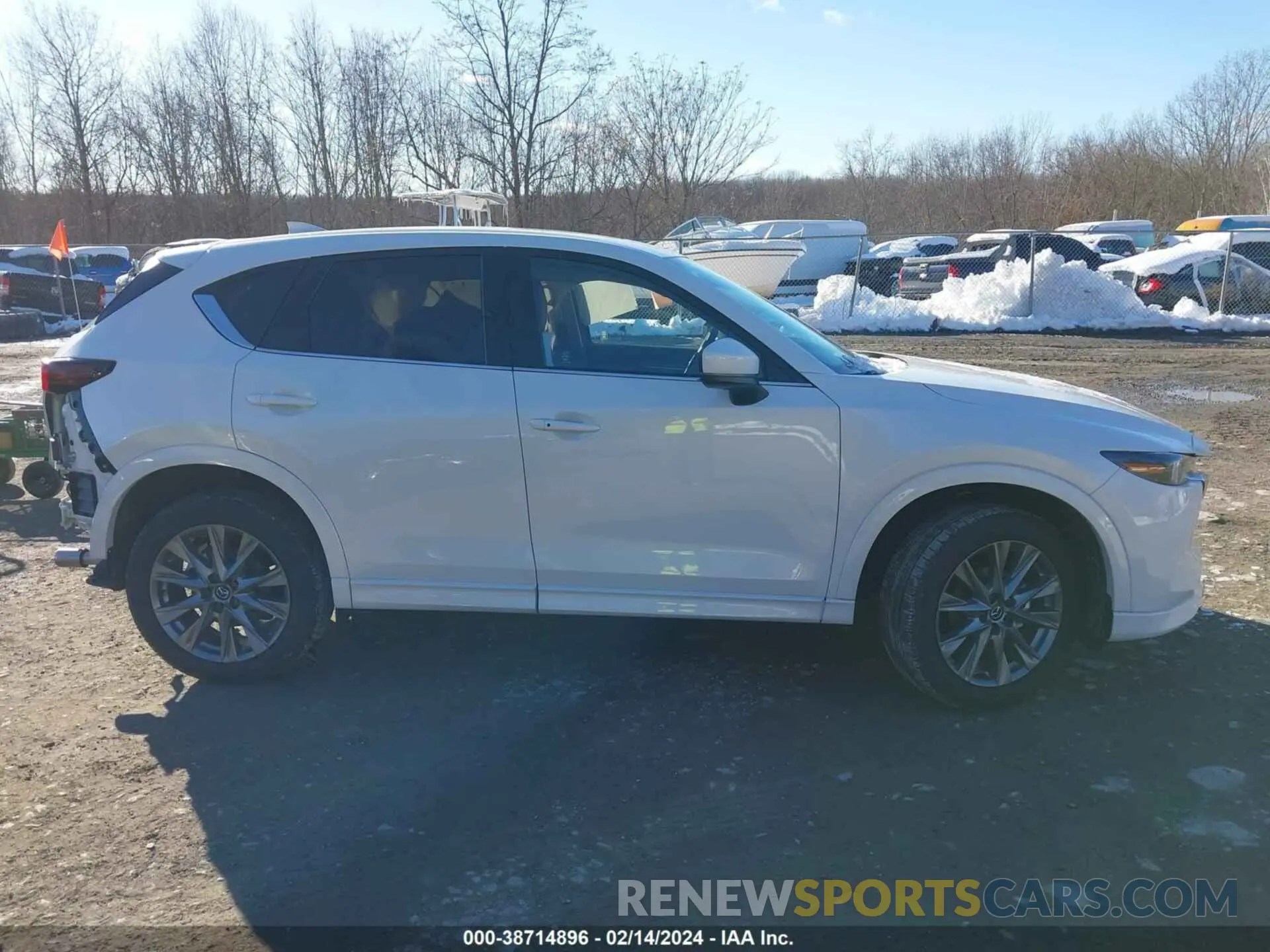 14 Photograph of a damaged car JM3KFBDM4R0396714 MAZDA CX-5 2024
