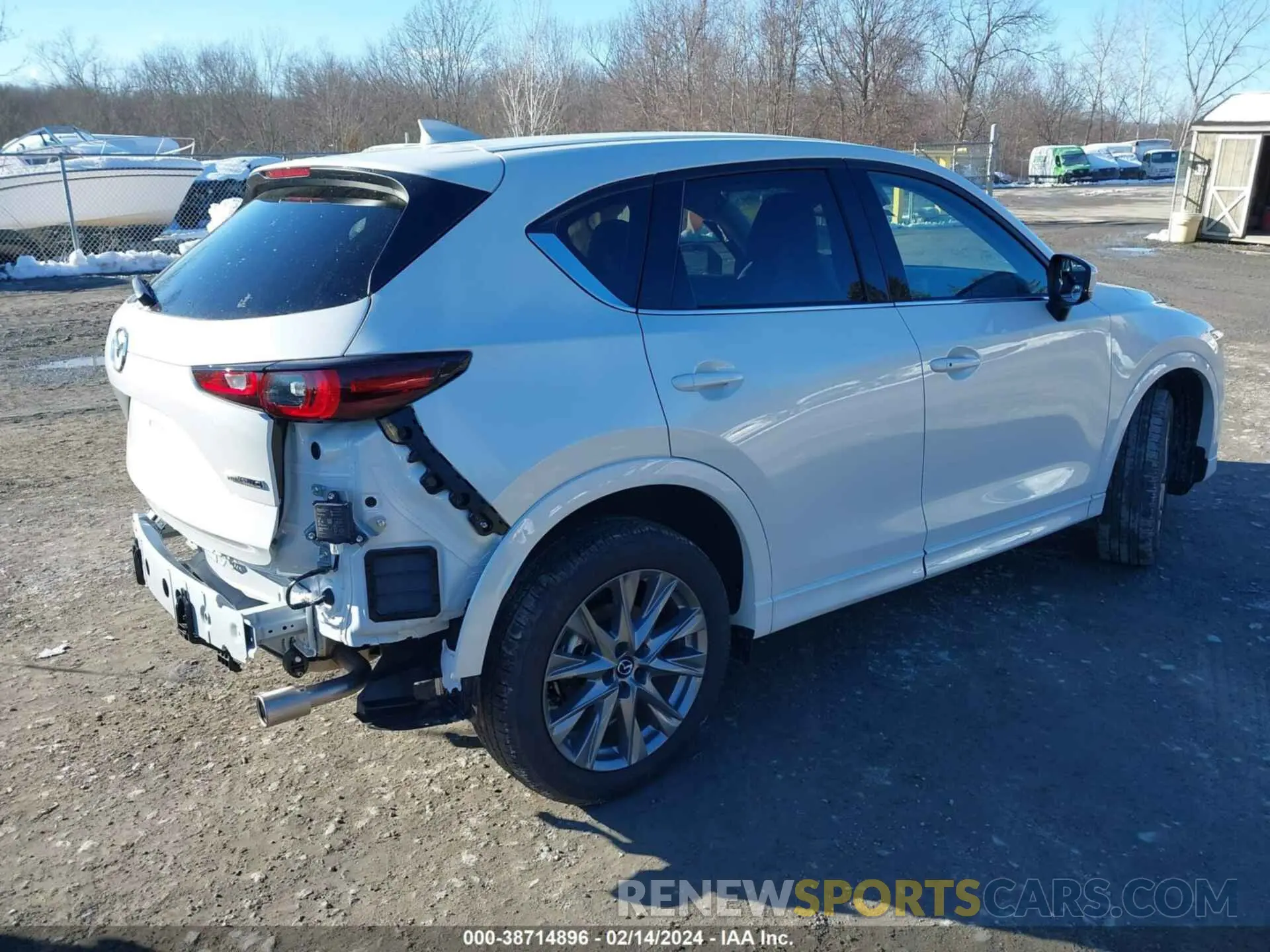 4 Photograph of a damaged car JM3KFBDM4R0396714 MAZDA CX-5 2024