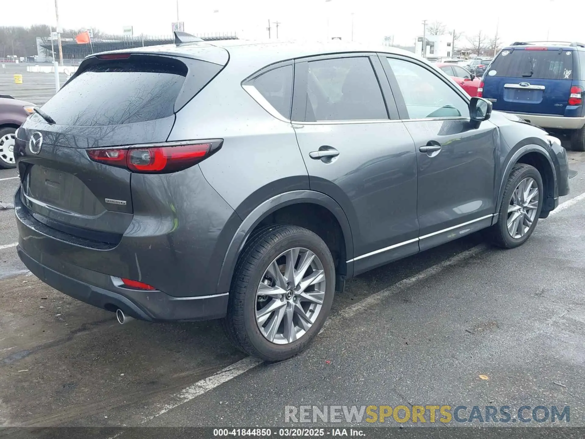 4 Photograph of a damaged car JM3KFBDM8R0351341 MAZDA CX-5 2024