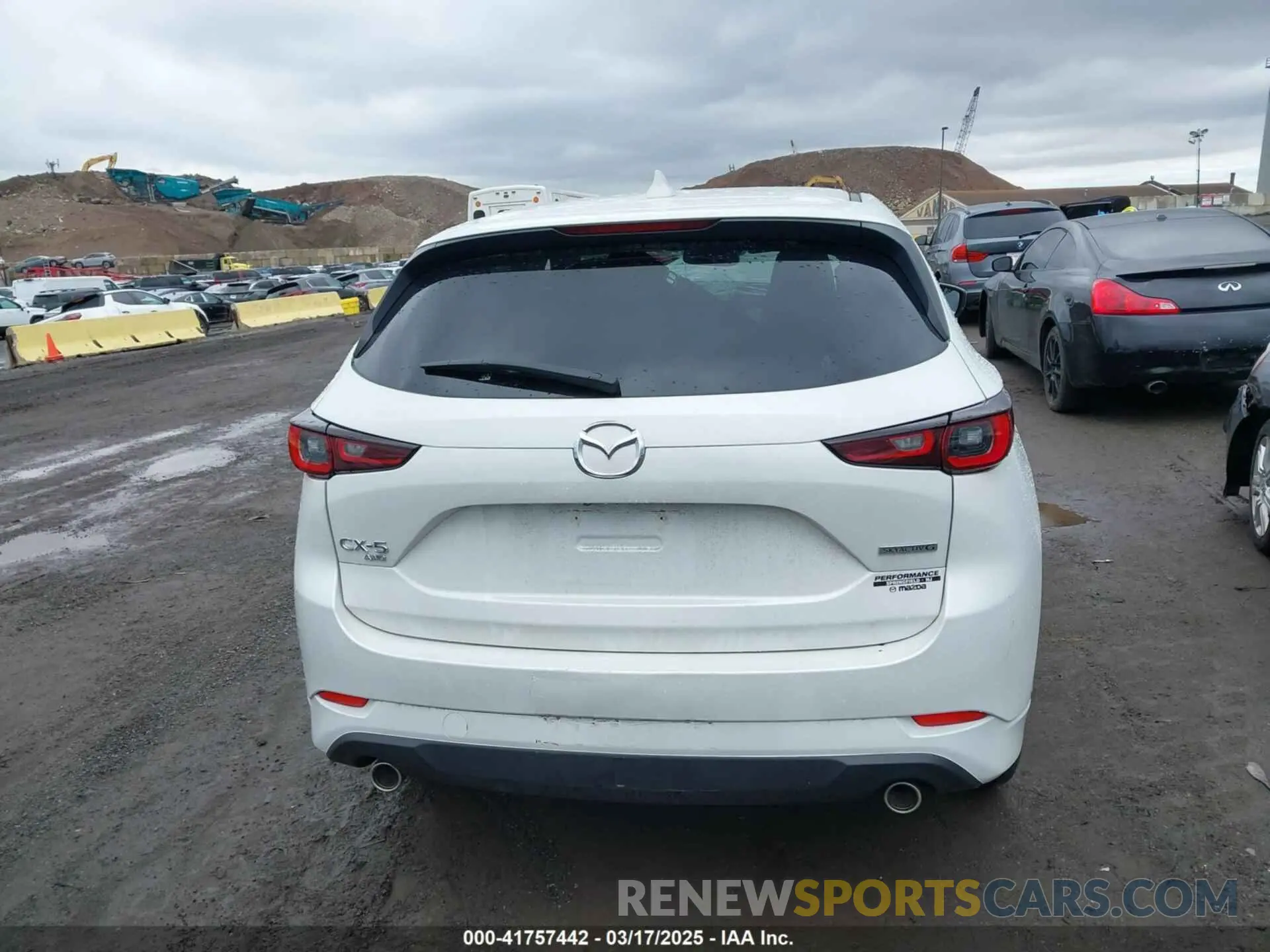 16 Photograph of a damaged car JM3KFBDMXR0401172 MAZDA CX-5 2024