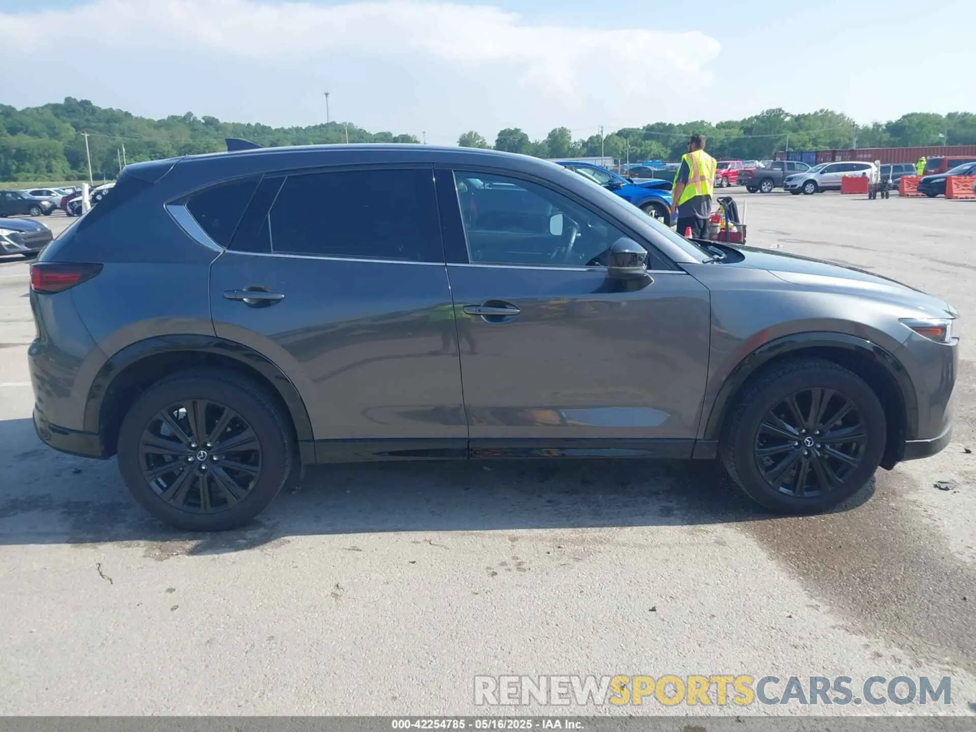 13 Photograph of a damaged car JM3KFBDY6R0396572 MAZDA CX-5 2024