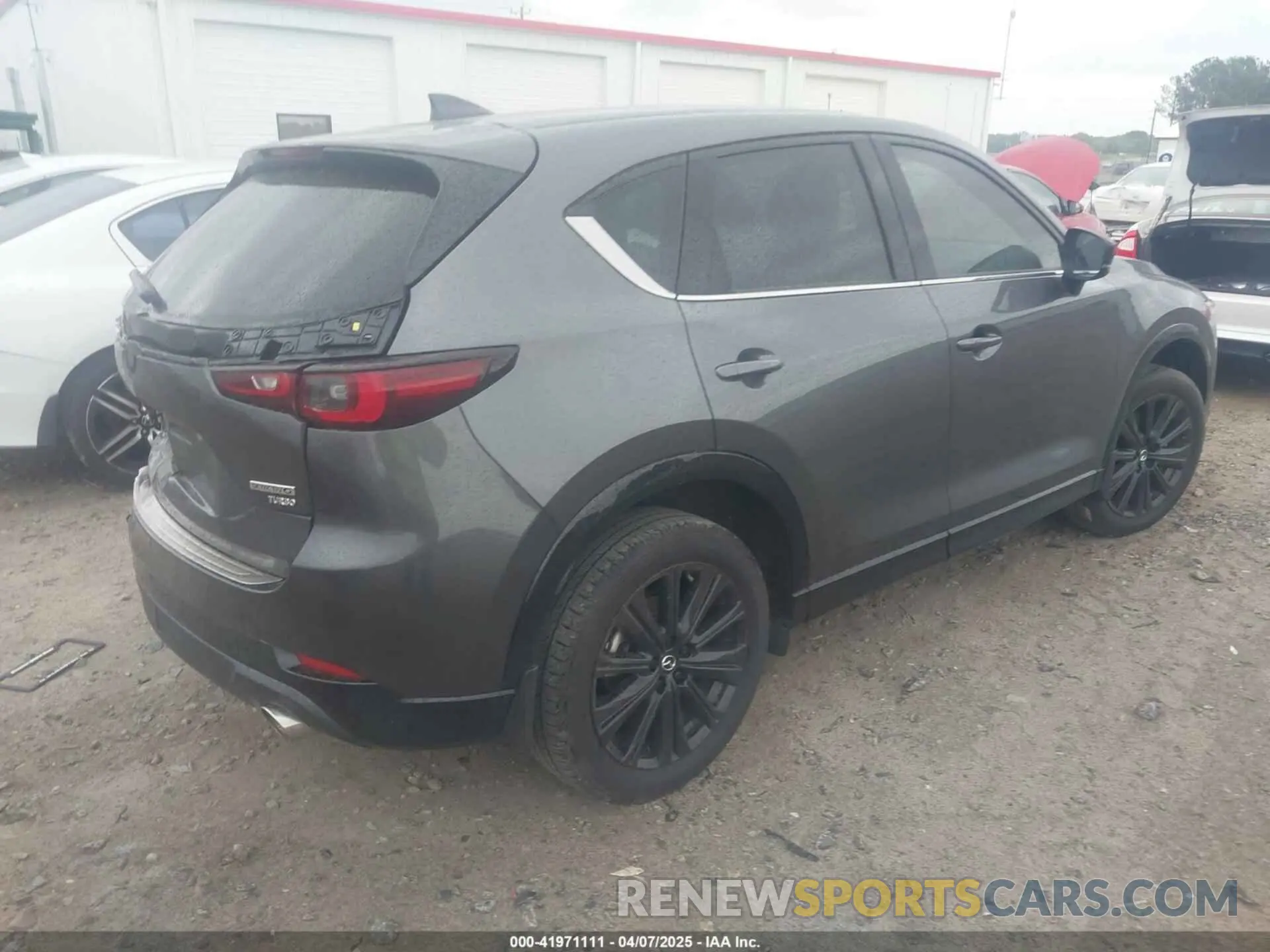 4 Photograph of a damaged car JM3KFBDYXR0438998 MAZDA CX-5 2024