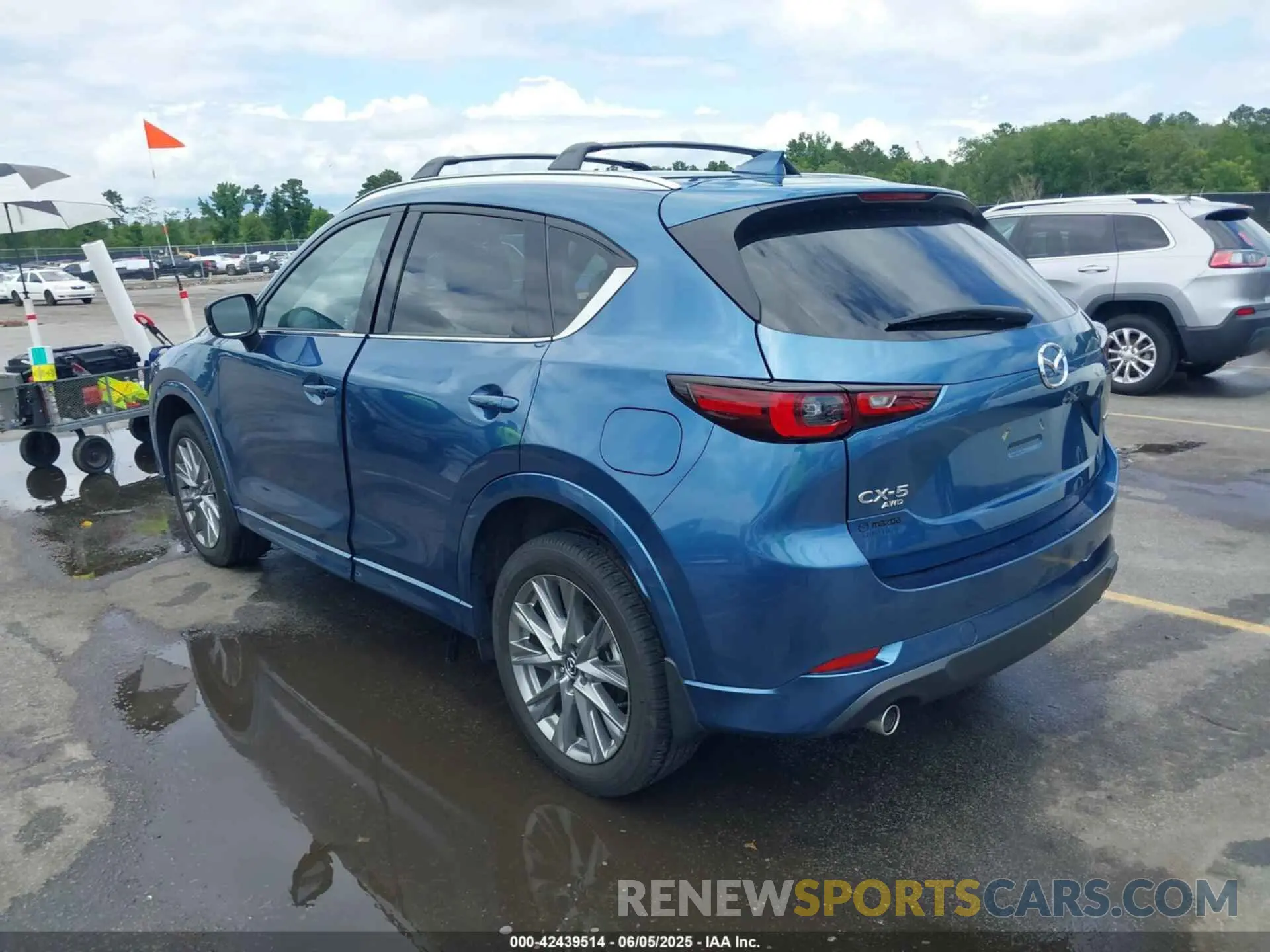 3 Photograph of a damaged car JM3KFBEL2R0484988 MAZDA CX-5 2024
