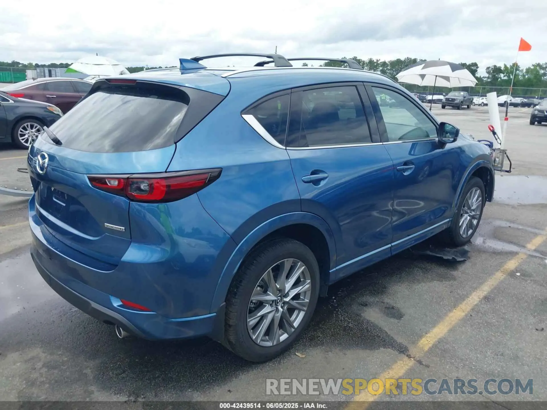 4 Photograph of a damaged car JM3KFBEL2R0484988 MAZDA CX-5 2024