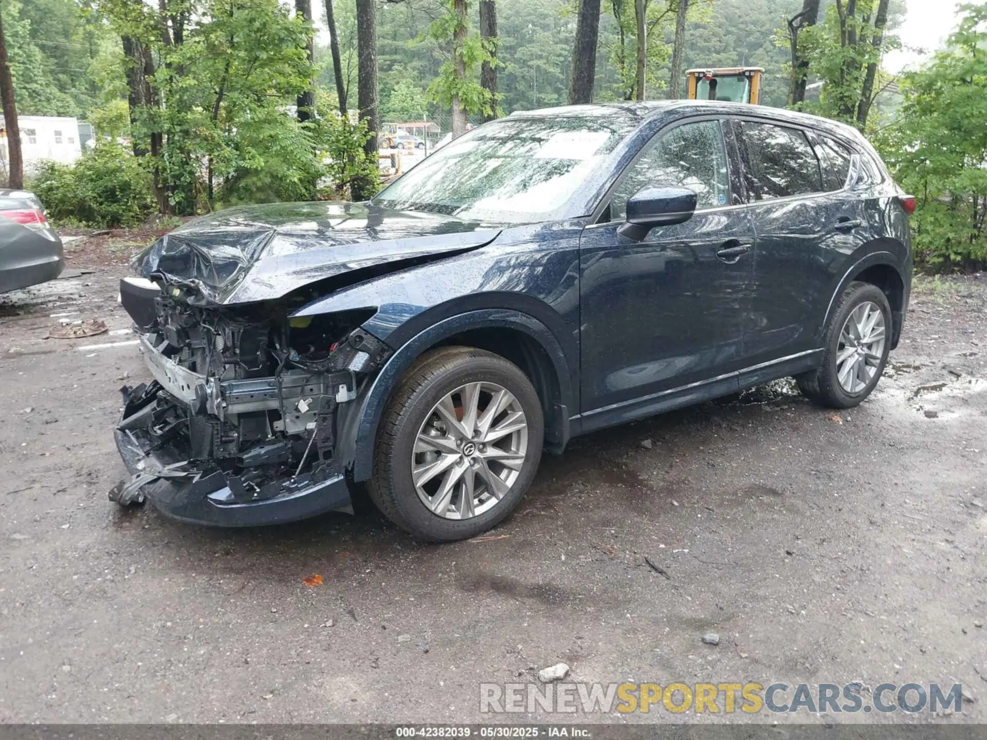 2 Photograph of a damaged car JM3KFBELXR0418687 MAZDA CX-5 2024