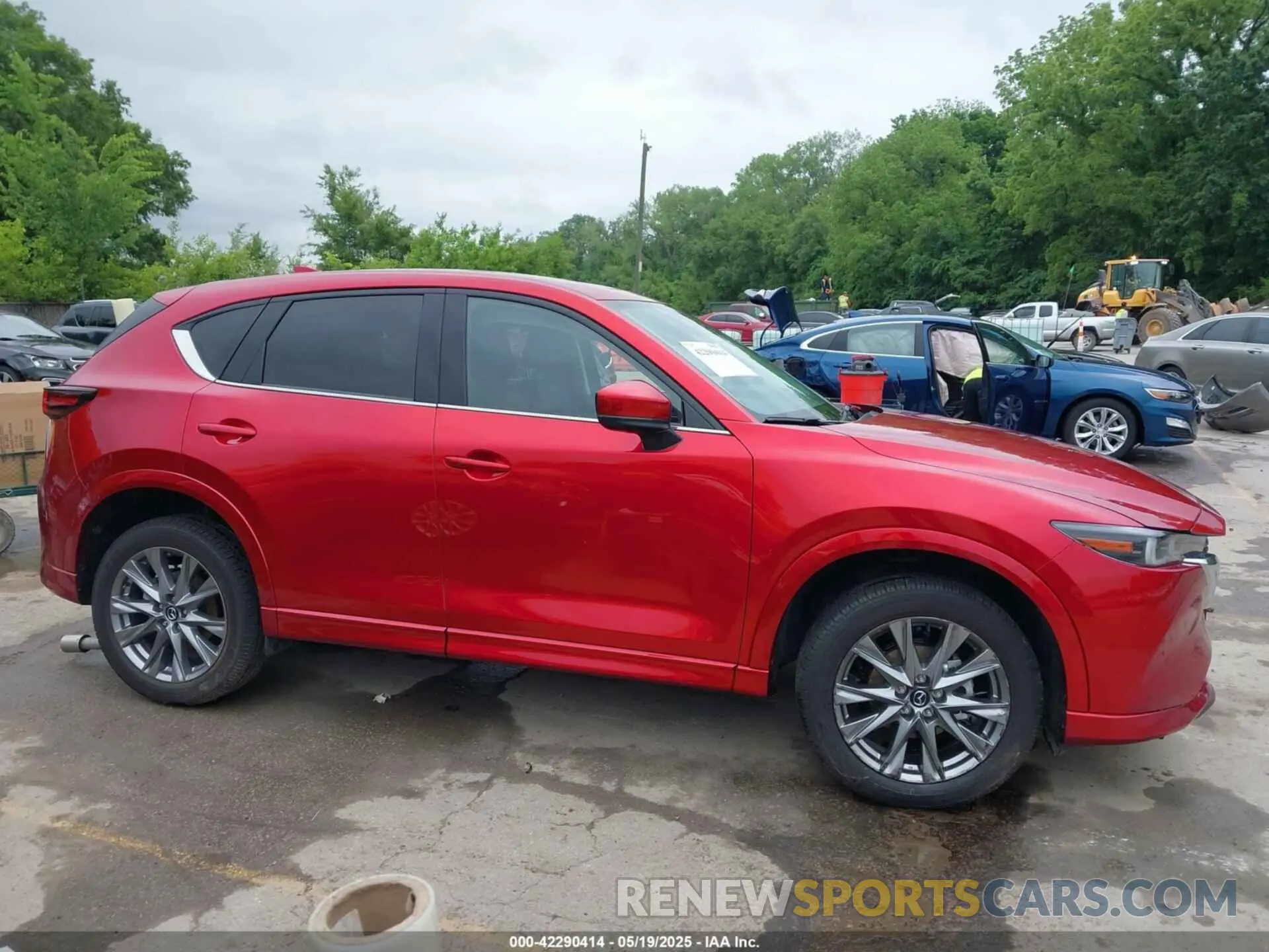 12 Photograph of a damaged car JM3KFBELXR0530129 MAZDA CX-5 2024